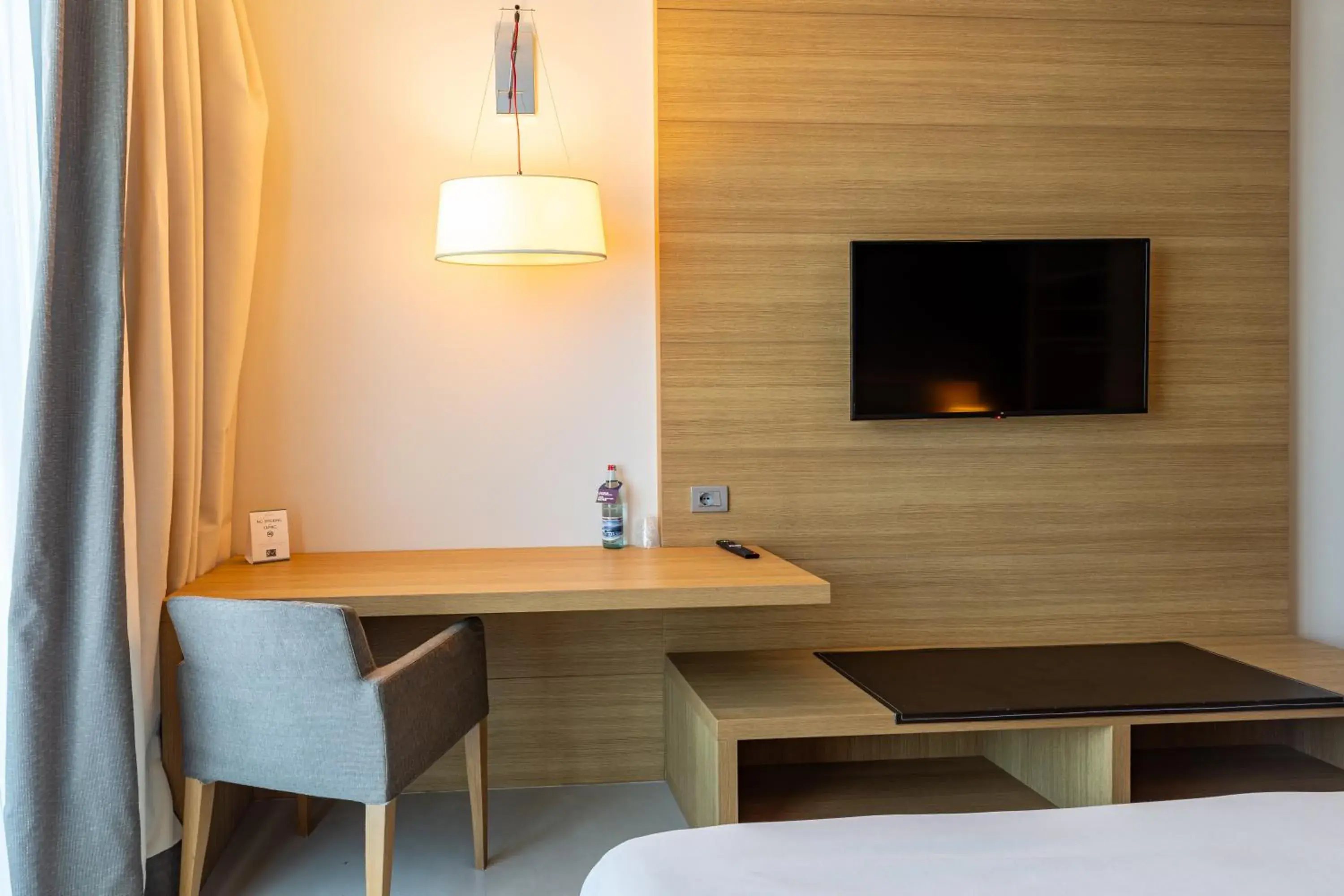 TV and multimedia, Bed in HSM Hotel San Martino TV and multimedia, Bed in HSM Hotel San Martino