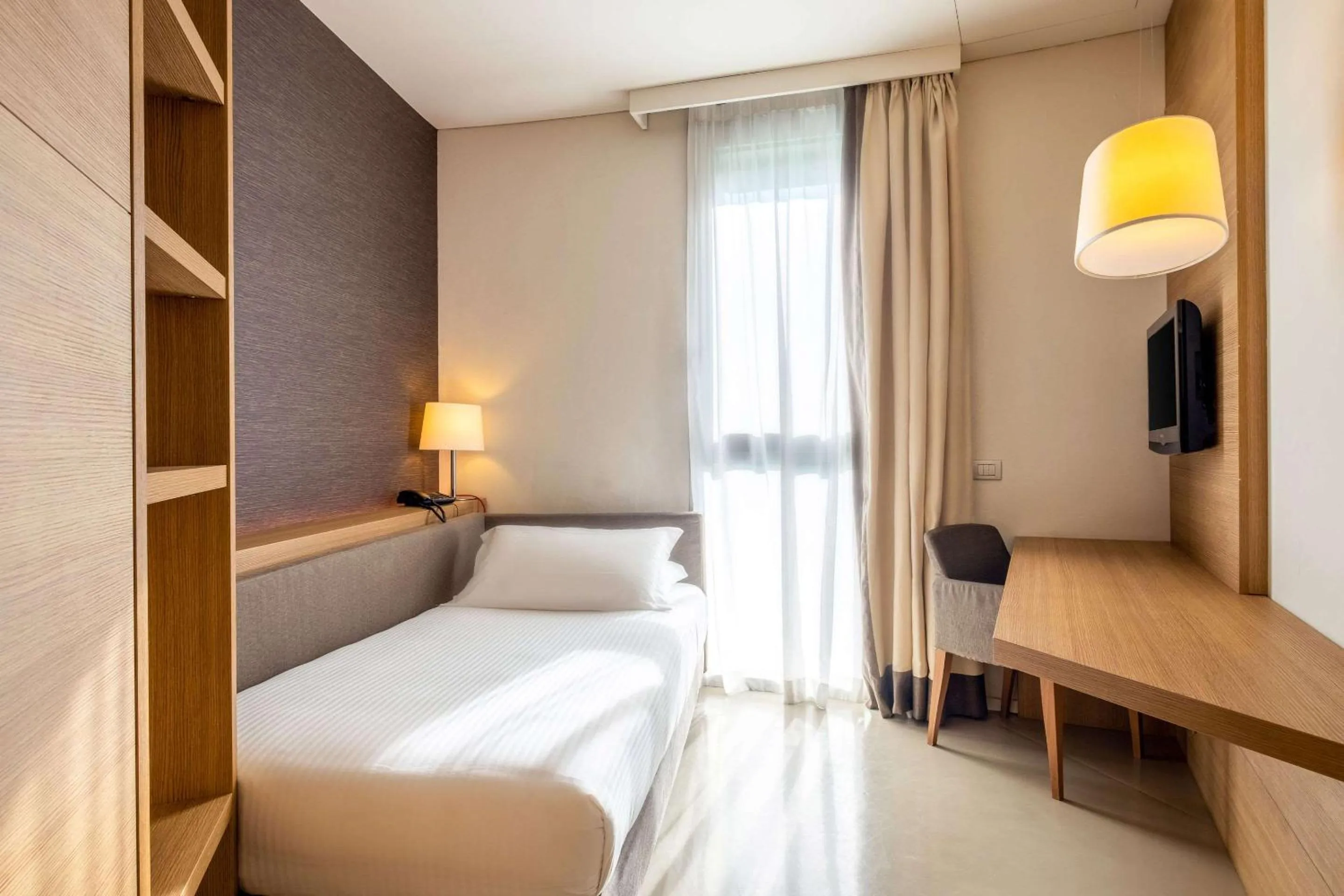 Photo of the whole room, Bed in HSM Hotel San Martino