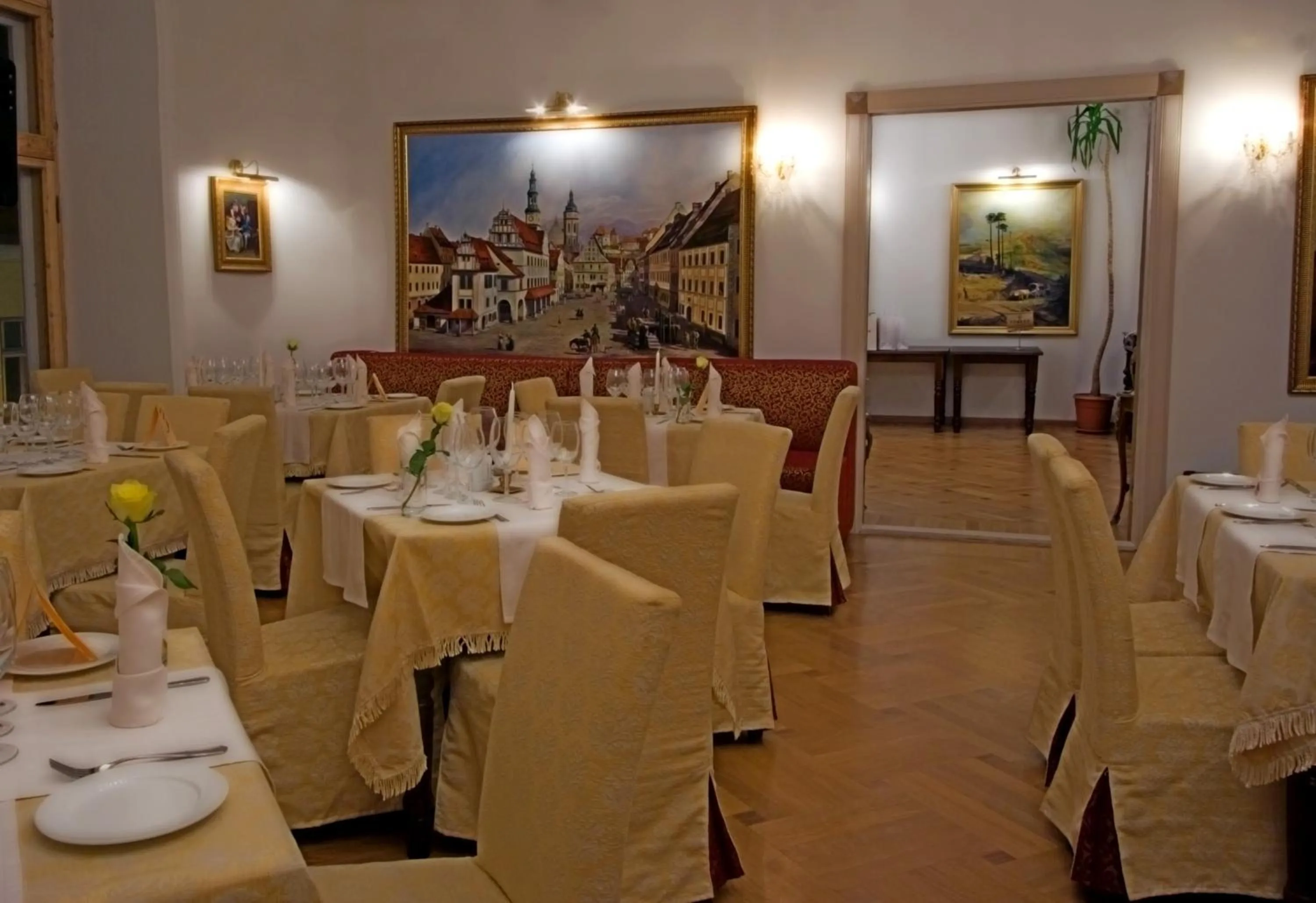 Restaurant/places to eat in St.Olav Hotel