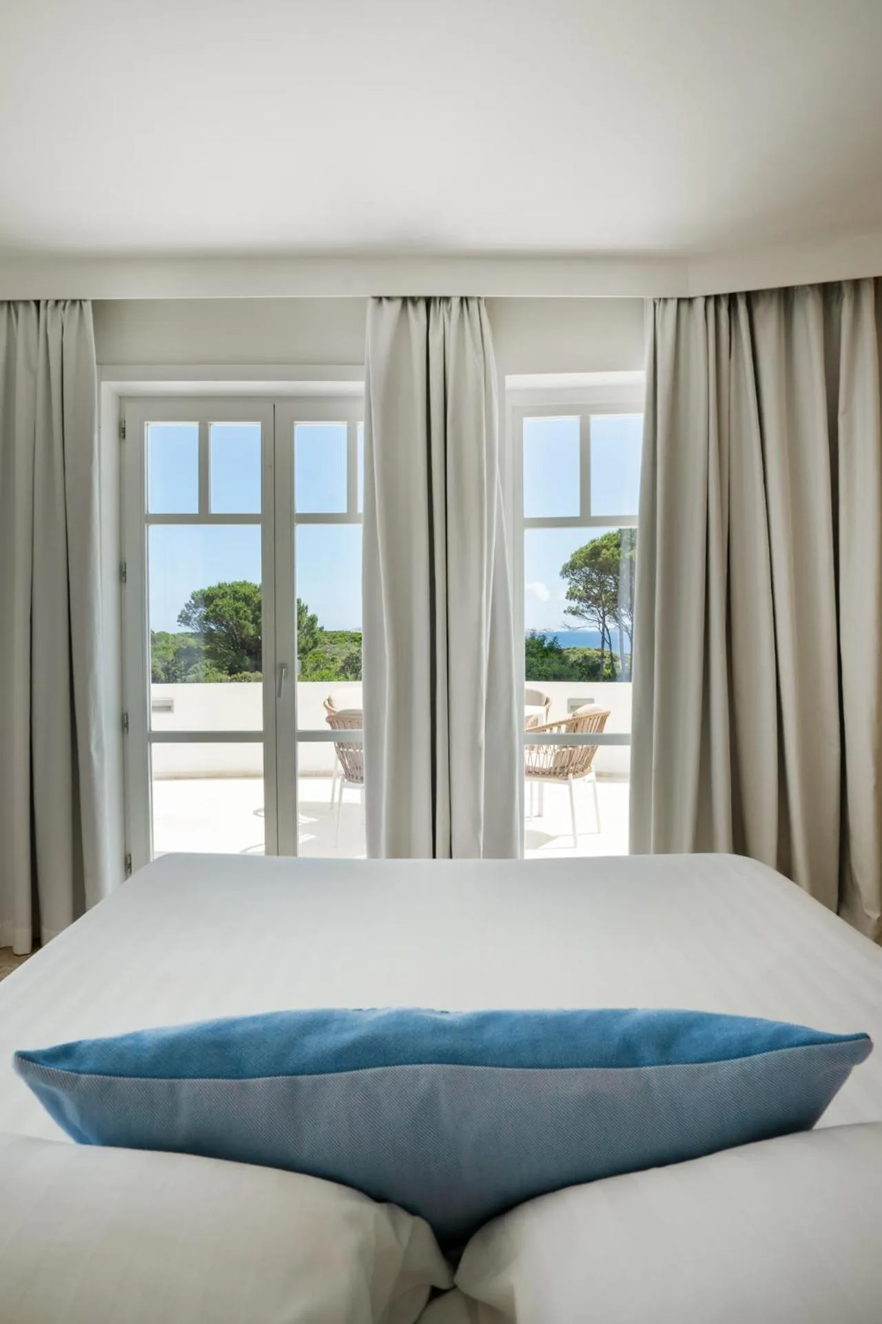 View (from property/room), Bed in Felix Hotels - Hotel La Coluccia