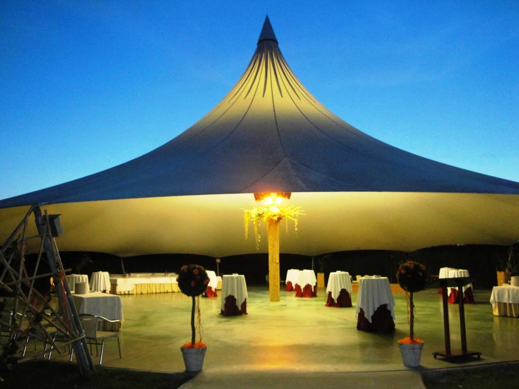 Banquet/Function facilities in Hotel Brujas De Irues
