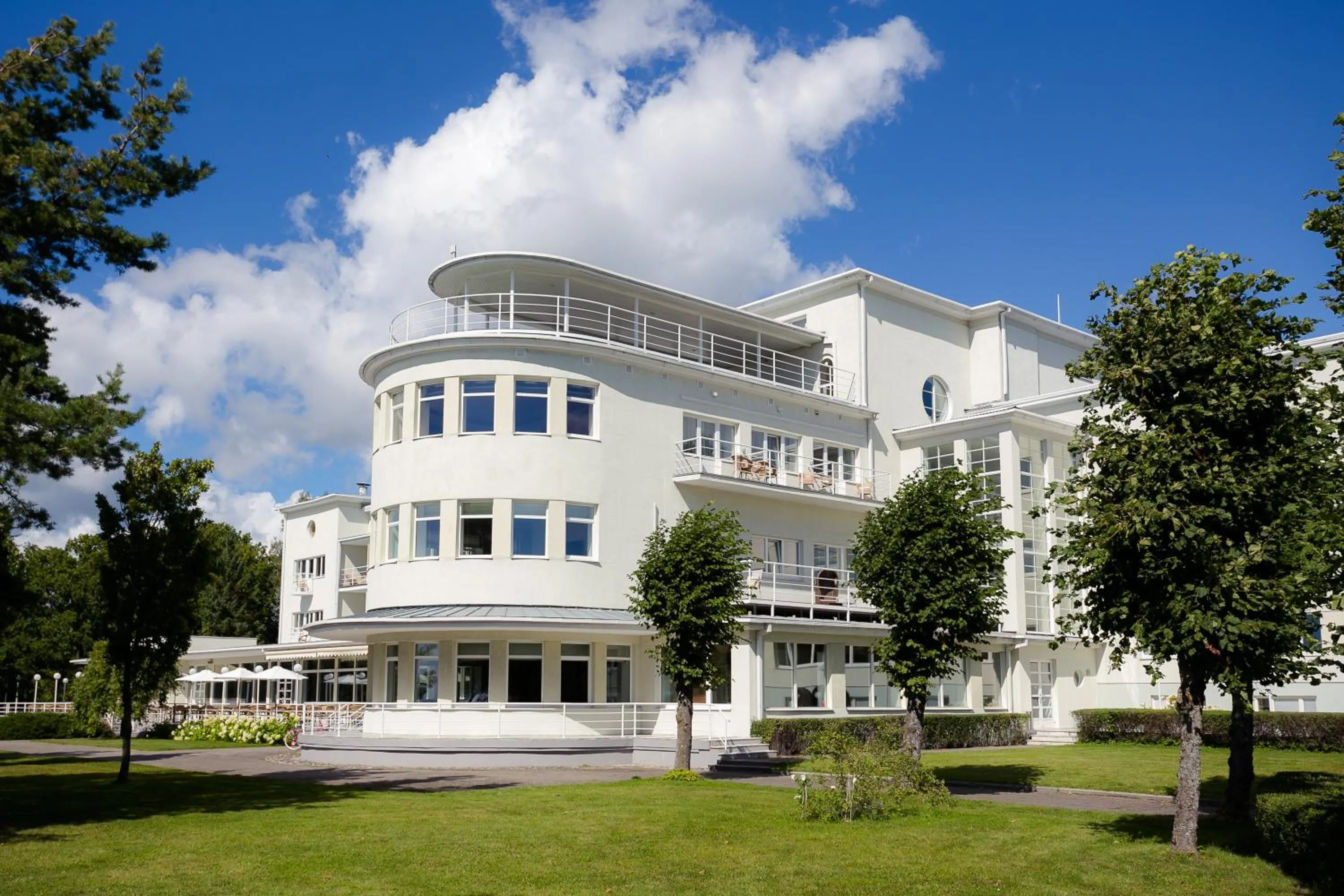 Property building in Rannahotell