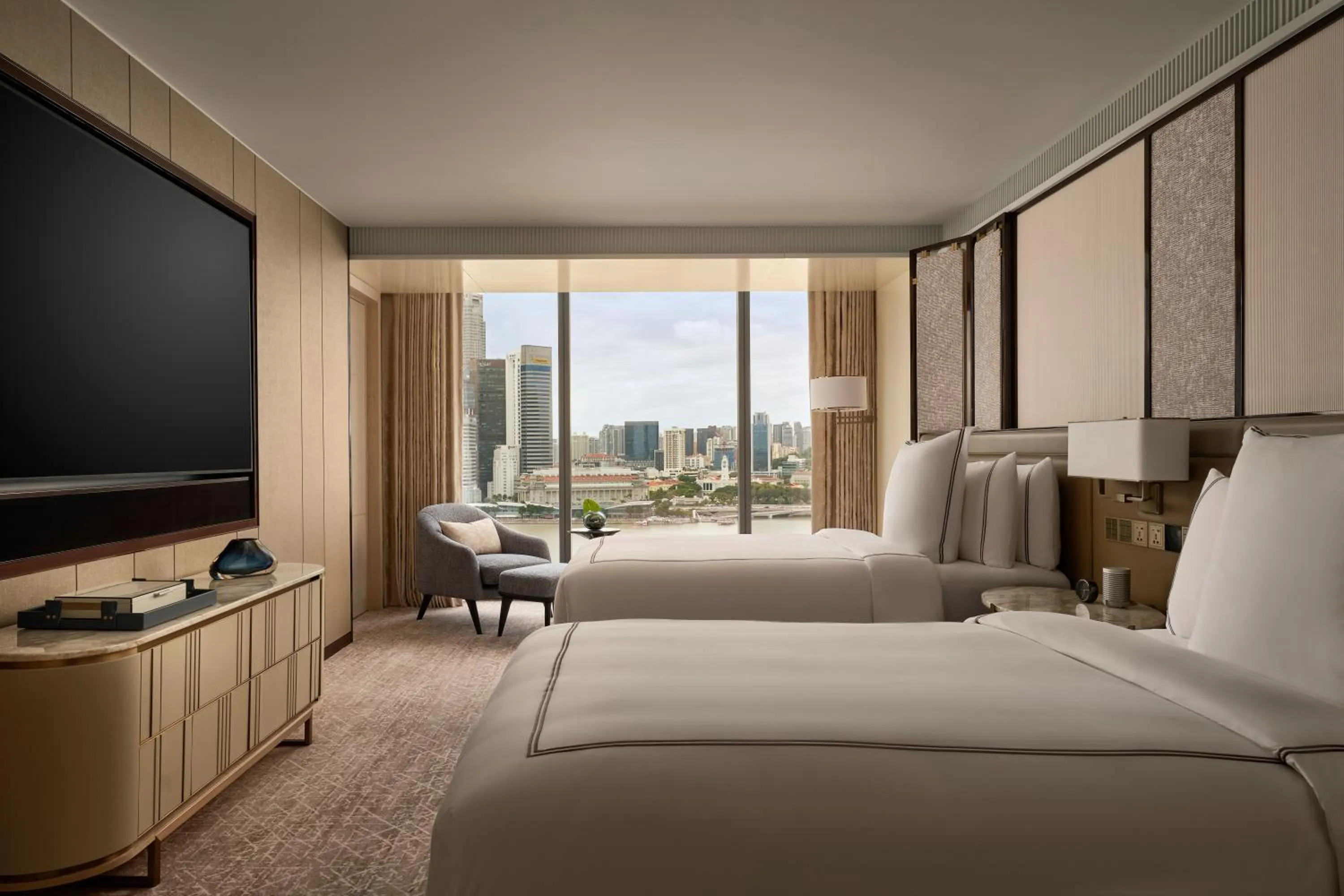 Bedroom, Bed in Marina Bay Sands