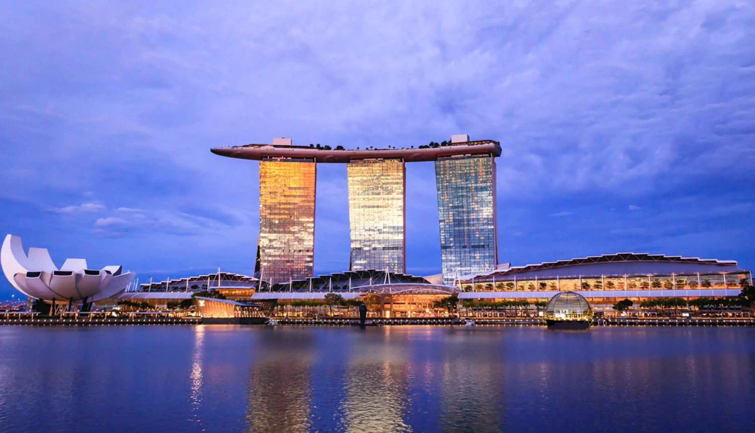Property building in Marina Bay Sands