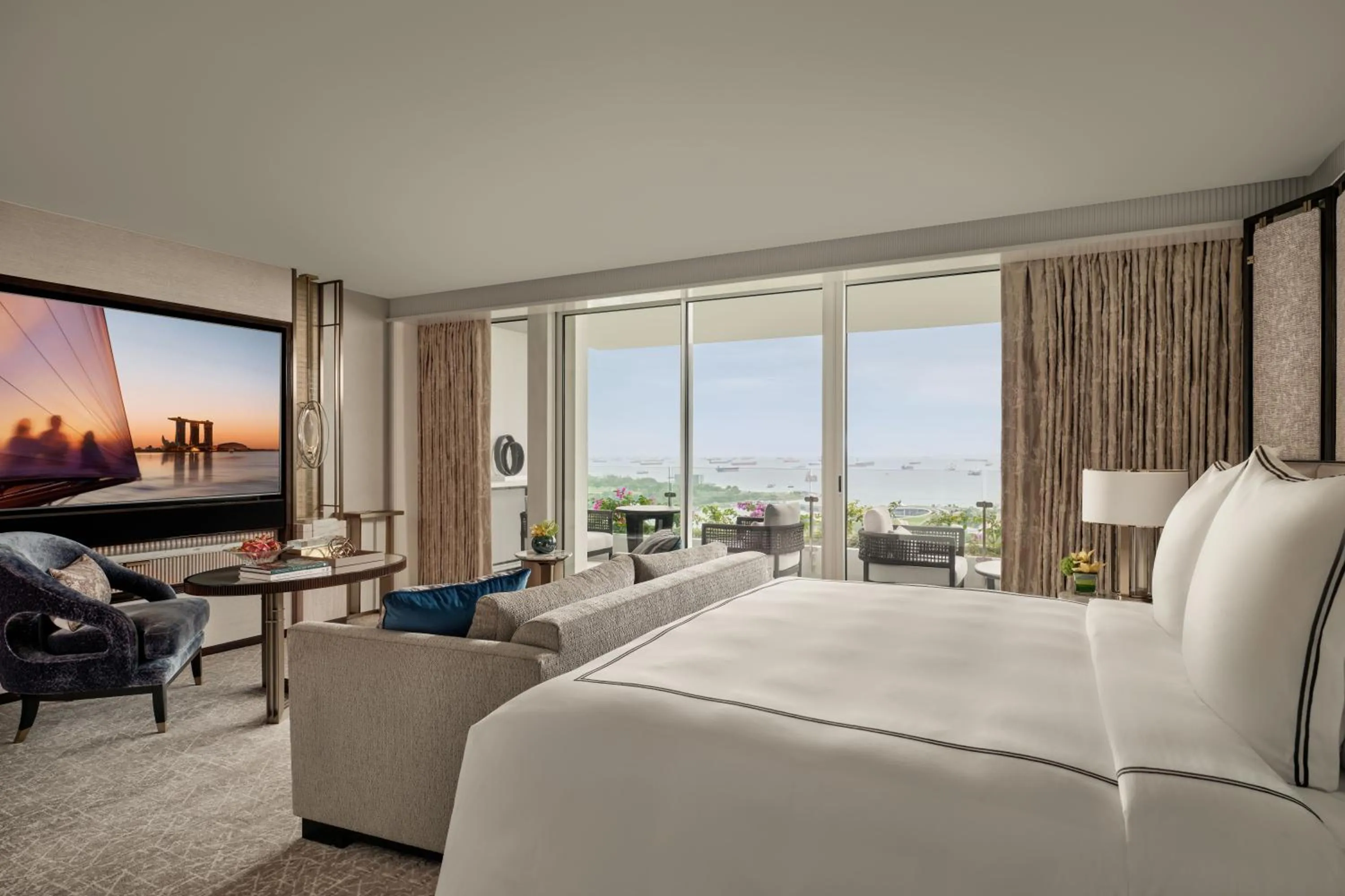 Bedroom, Bed in Marina Bay Sands