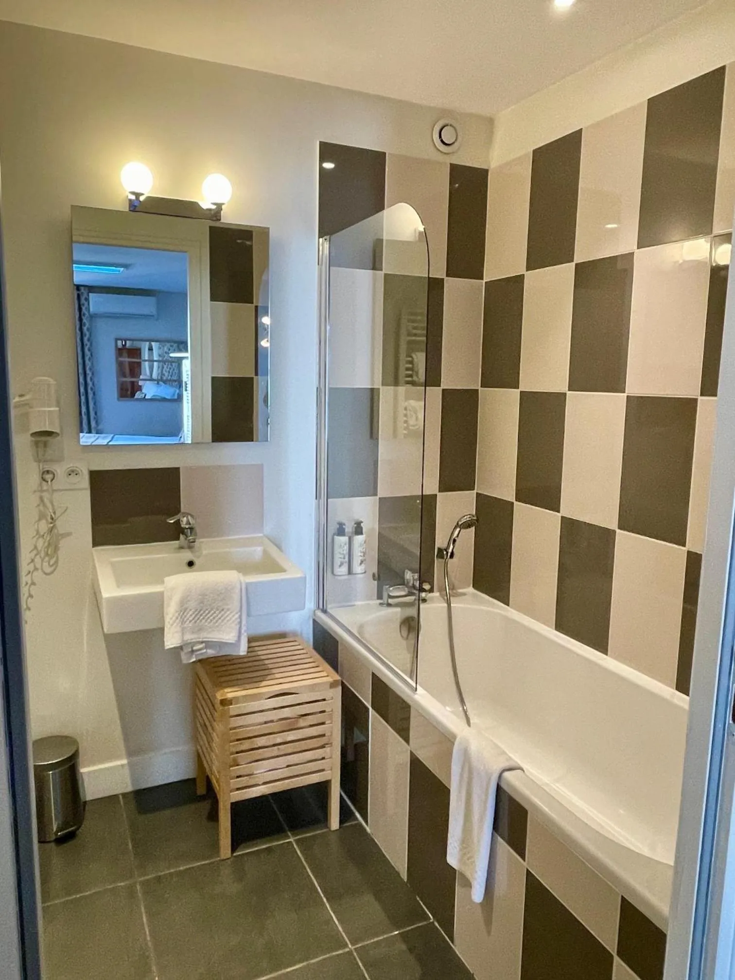 Bathroom in Le Pavillon des Lys - Hôtel Particulier