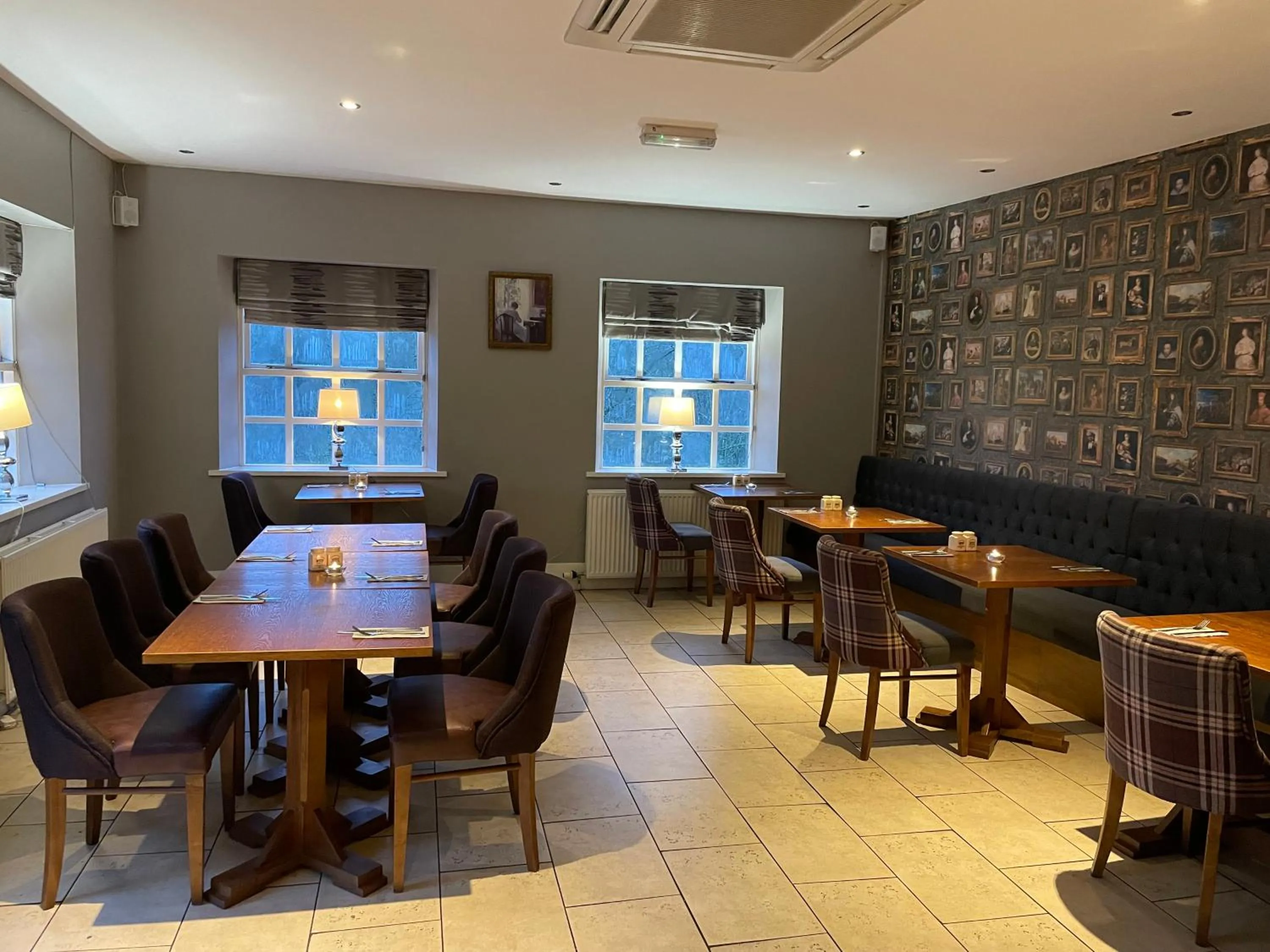 Restaurant/places to eat in The Sycamore Inn