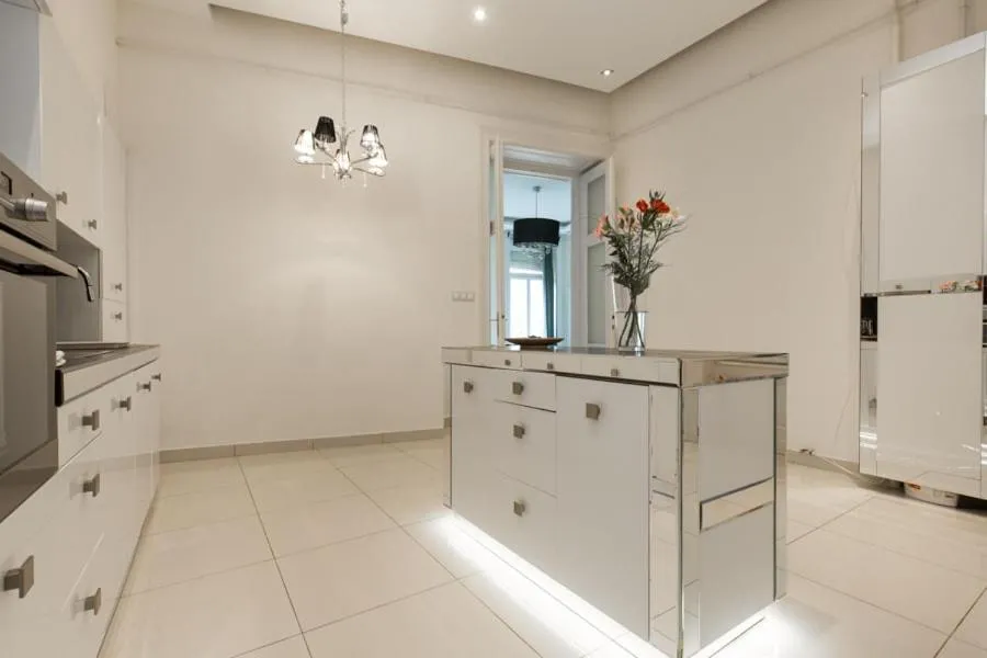 Jozsef63 Apartment