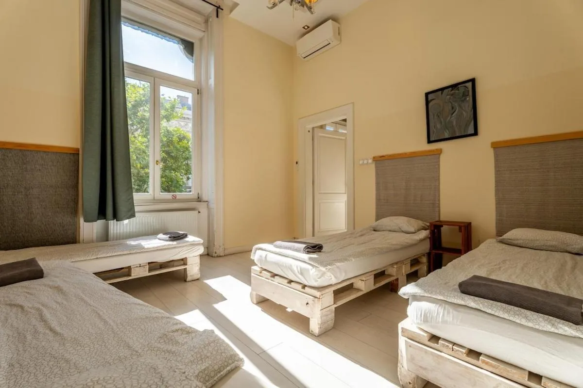 Bed in Jozsef63 Apartment