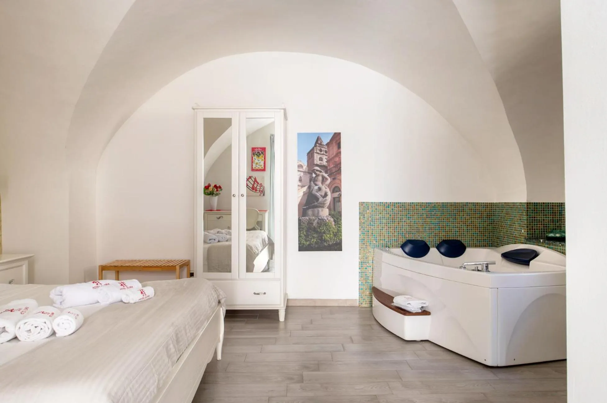 Photo of the whole room, Bed in Porta Nazionale Dependance