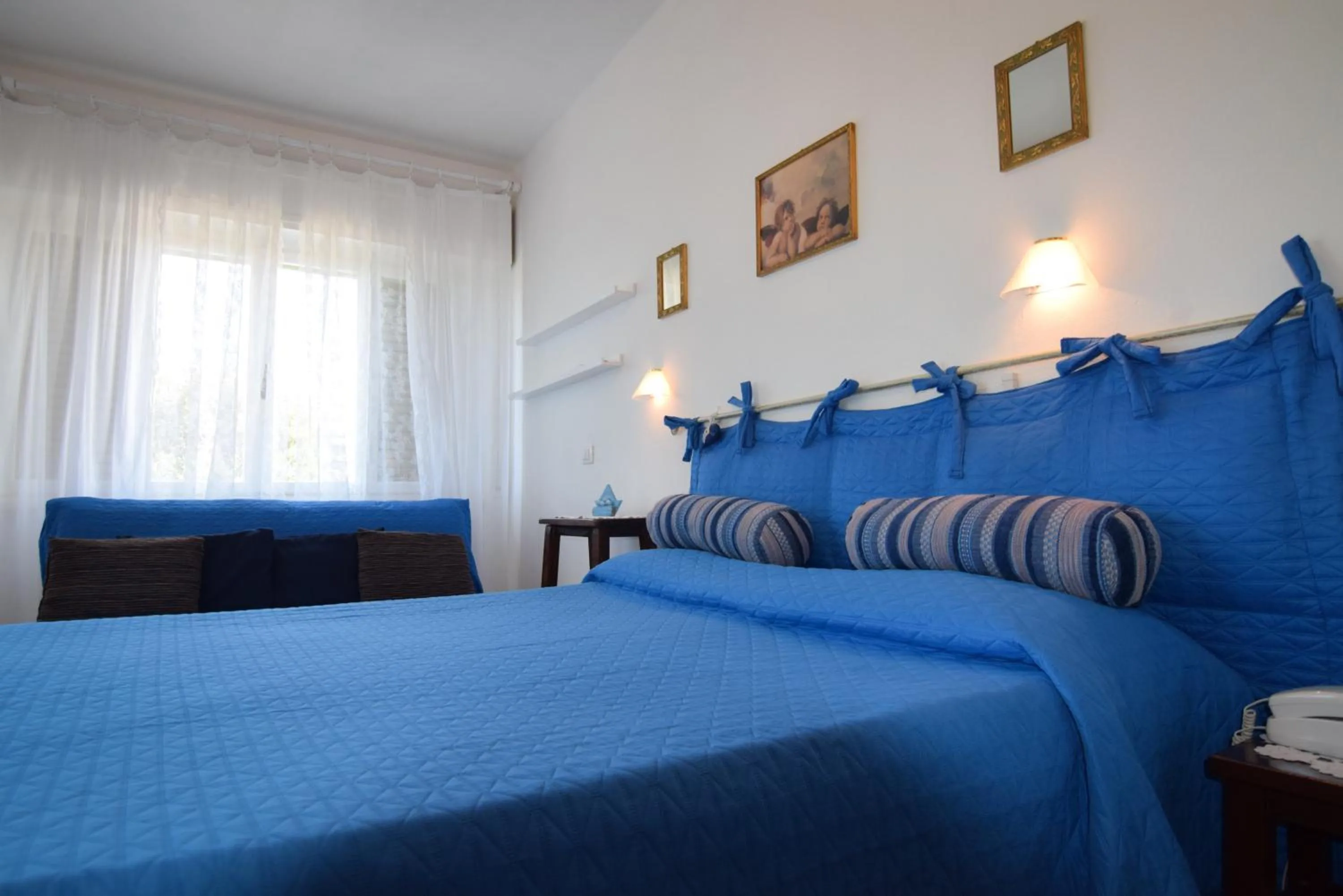 Photo of the whole room in Hotel Villa Denia