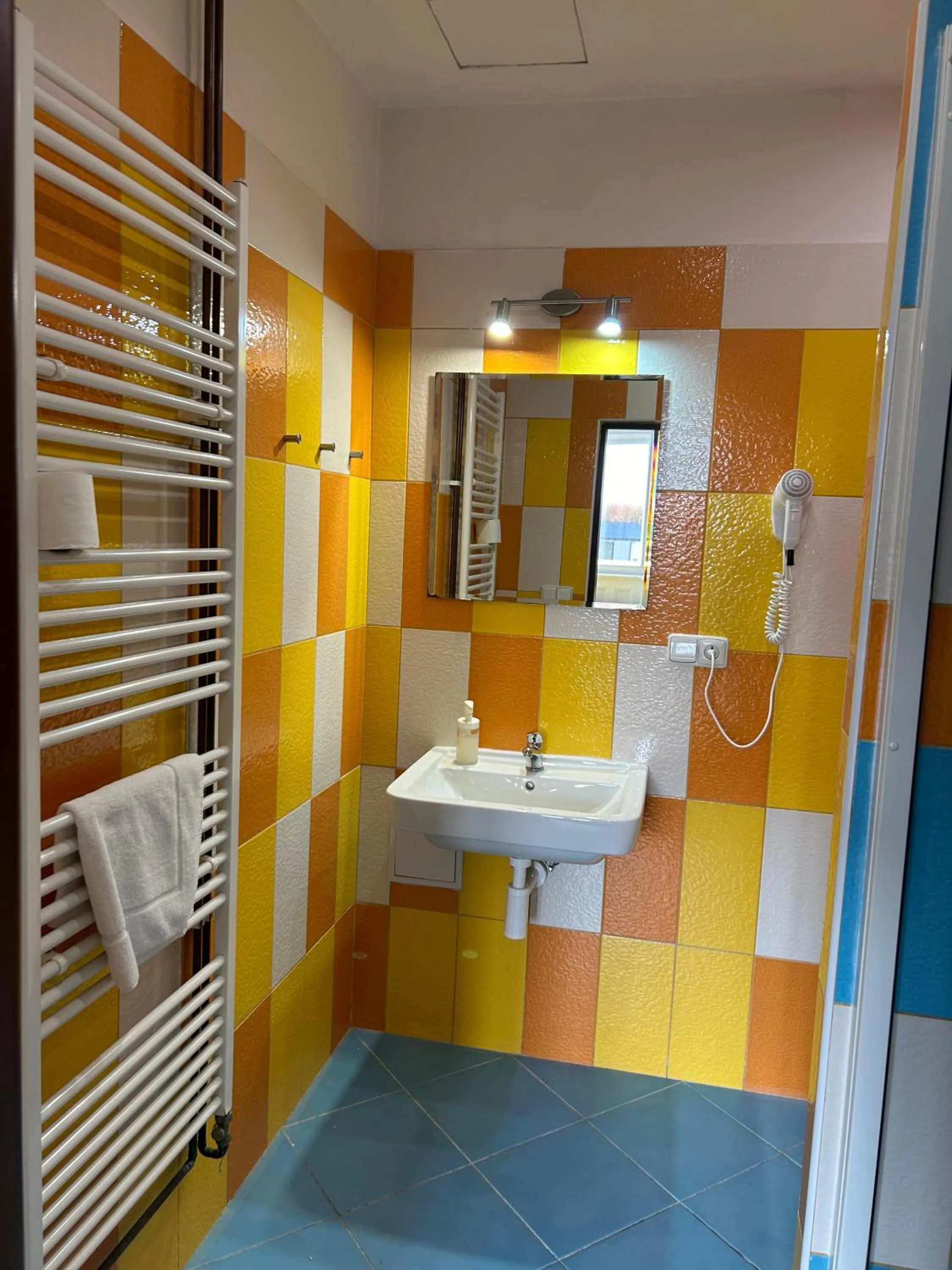 Bathroom in Hostel Downtown