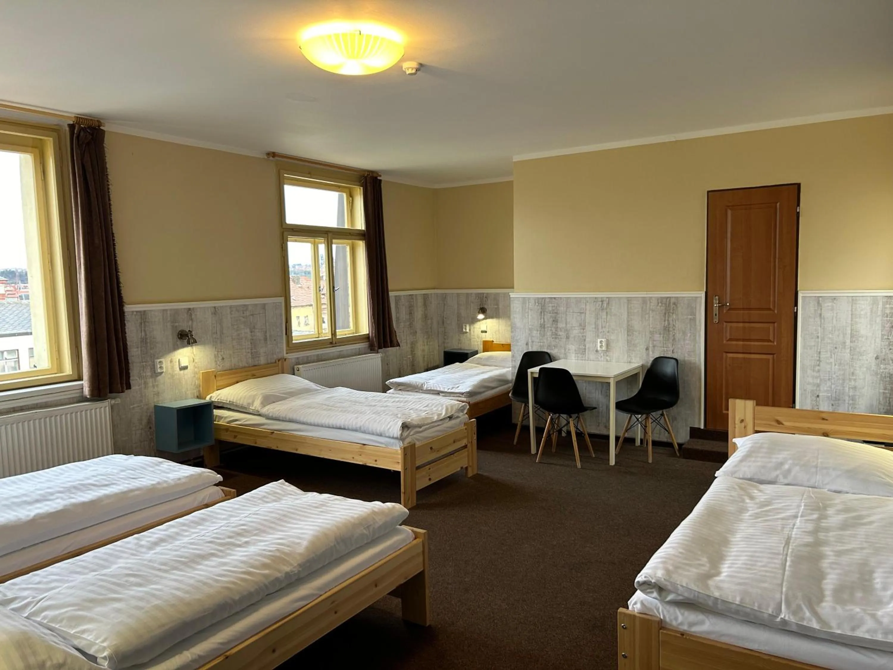 Photo of the whole room, Bed in Hostel Downtown