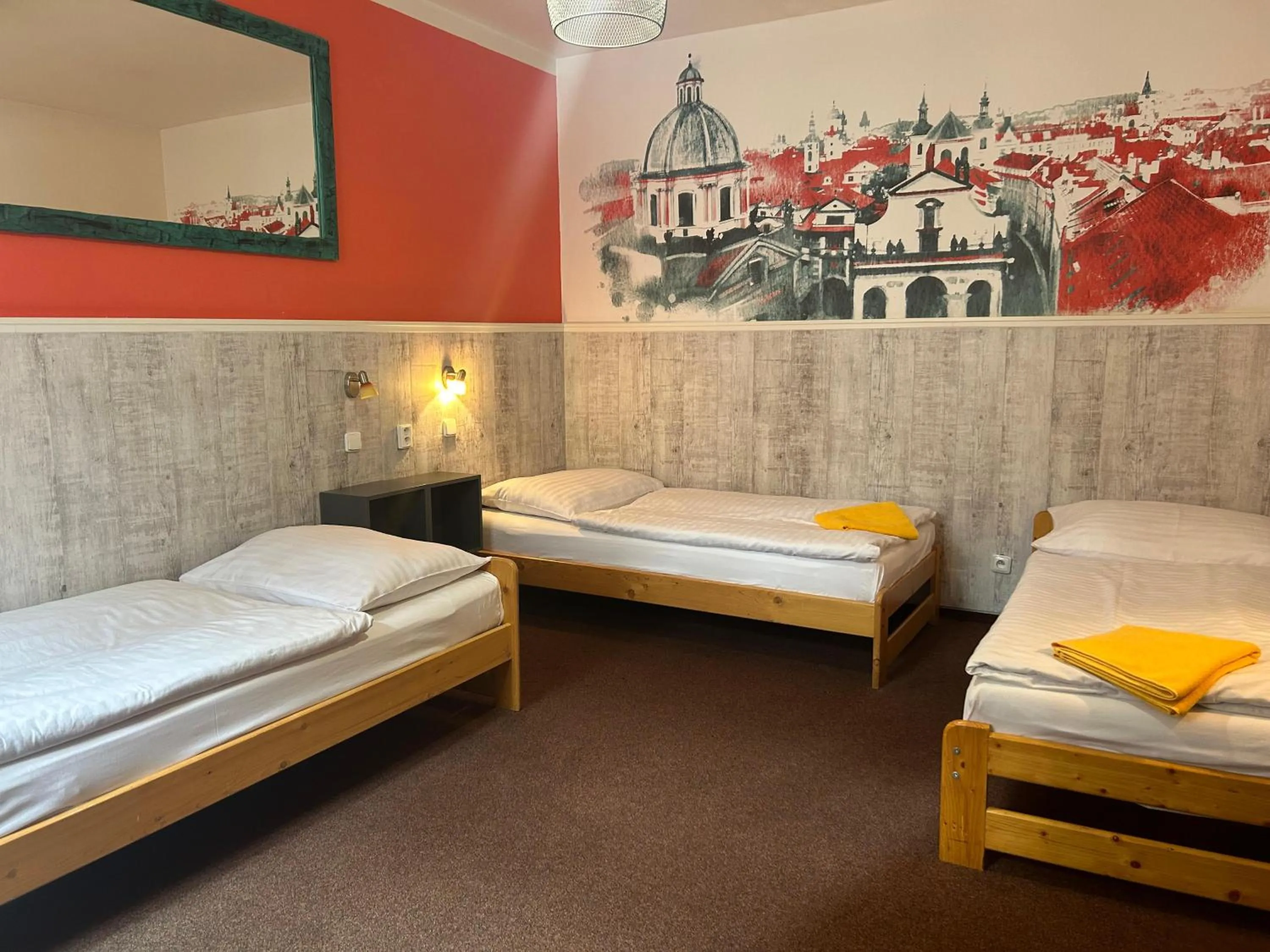 Bed in Hostel Downtown