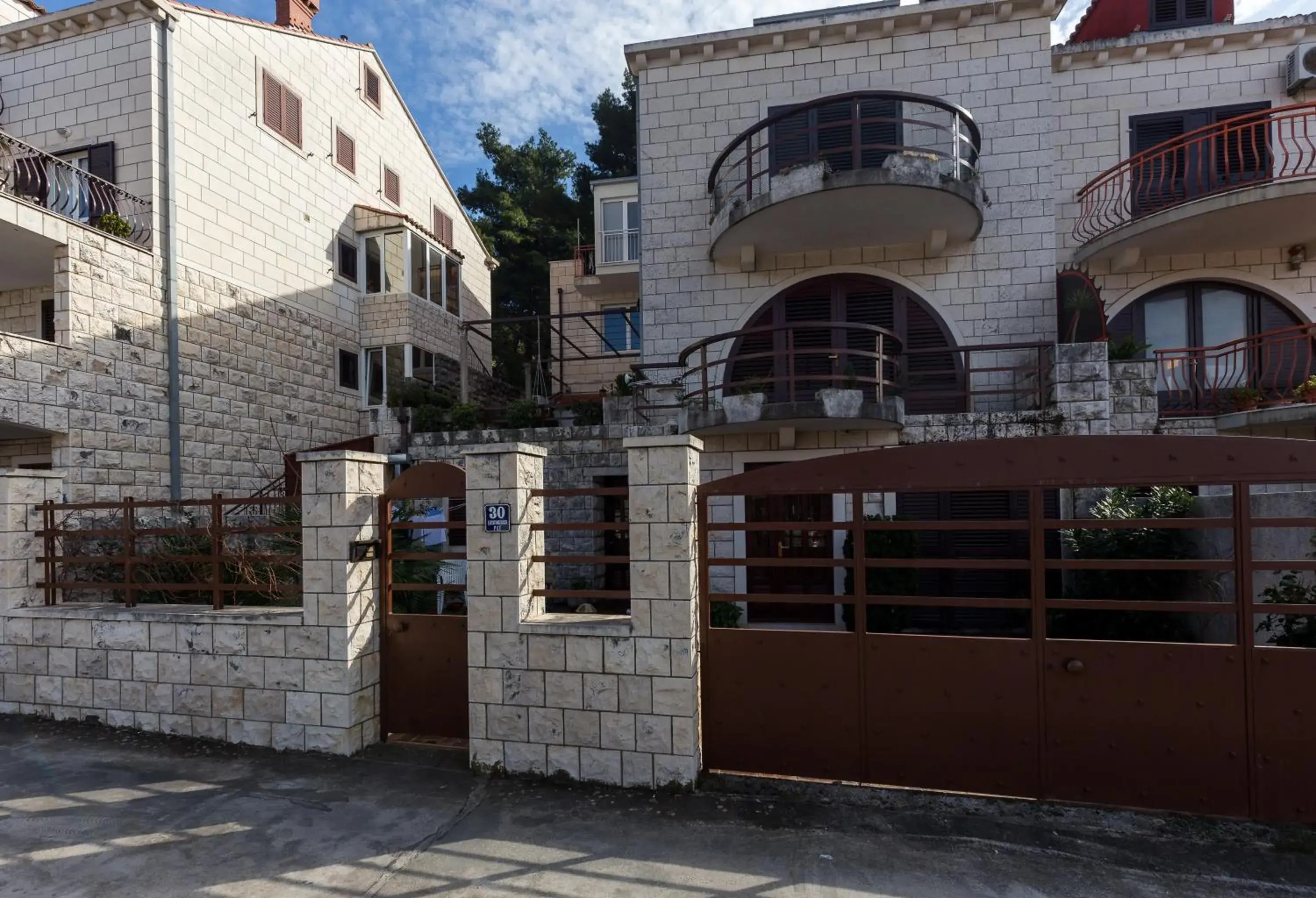 Big Terrace Apartment Big Terrace Apartment