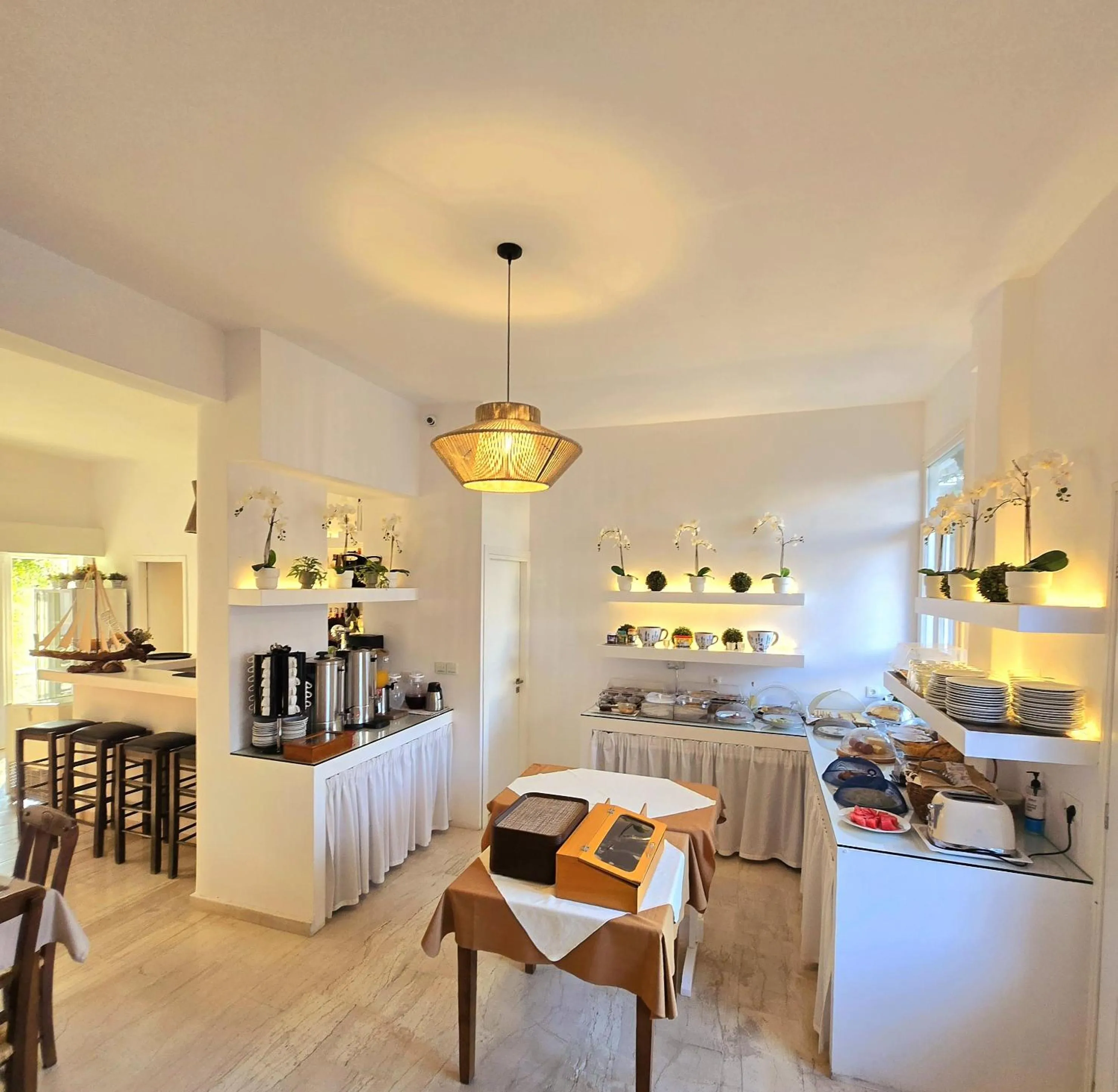 Coffee/tea facilities in Aphrodite Boutique Hotel