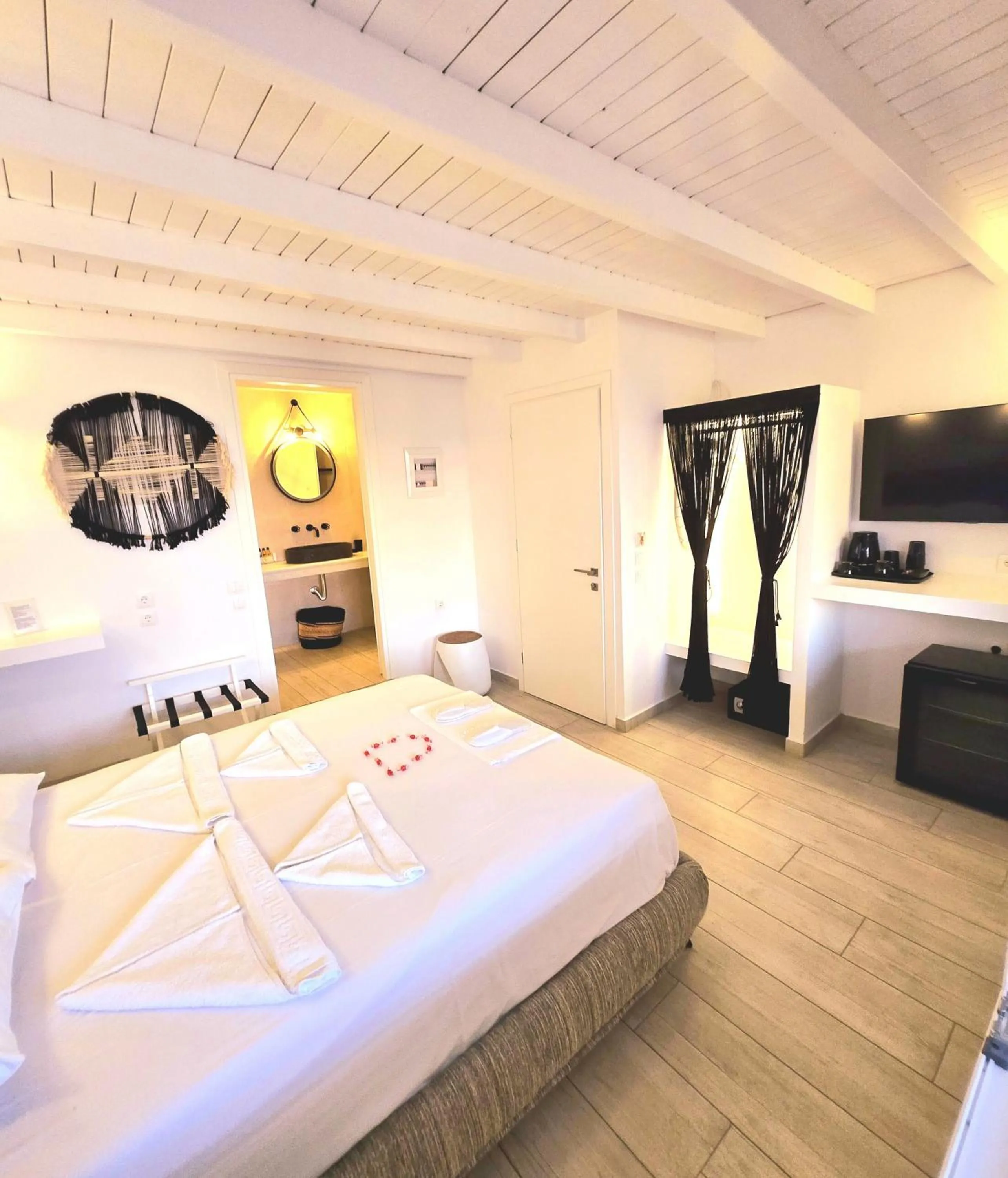 Property building, Bed in Aphrodite Boutique Hotel
