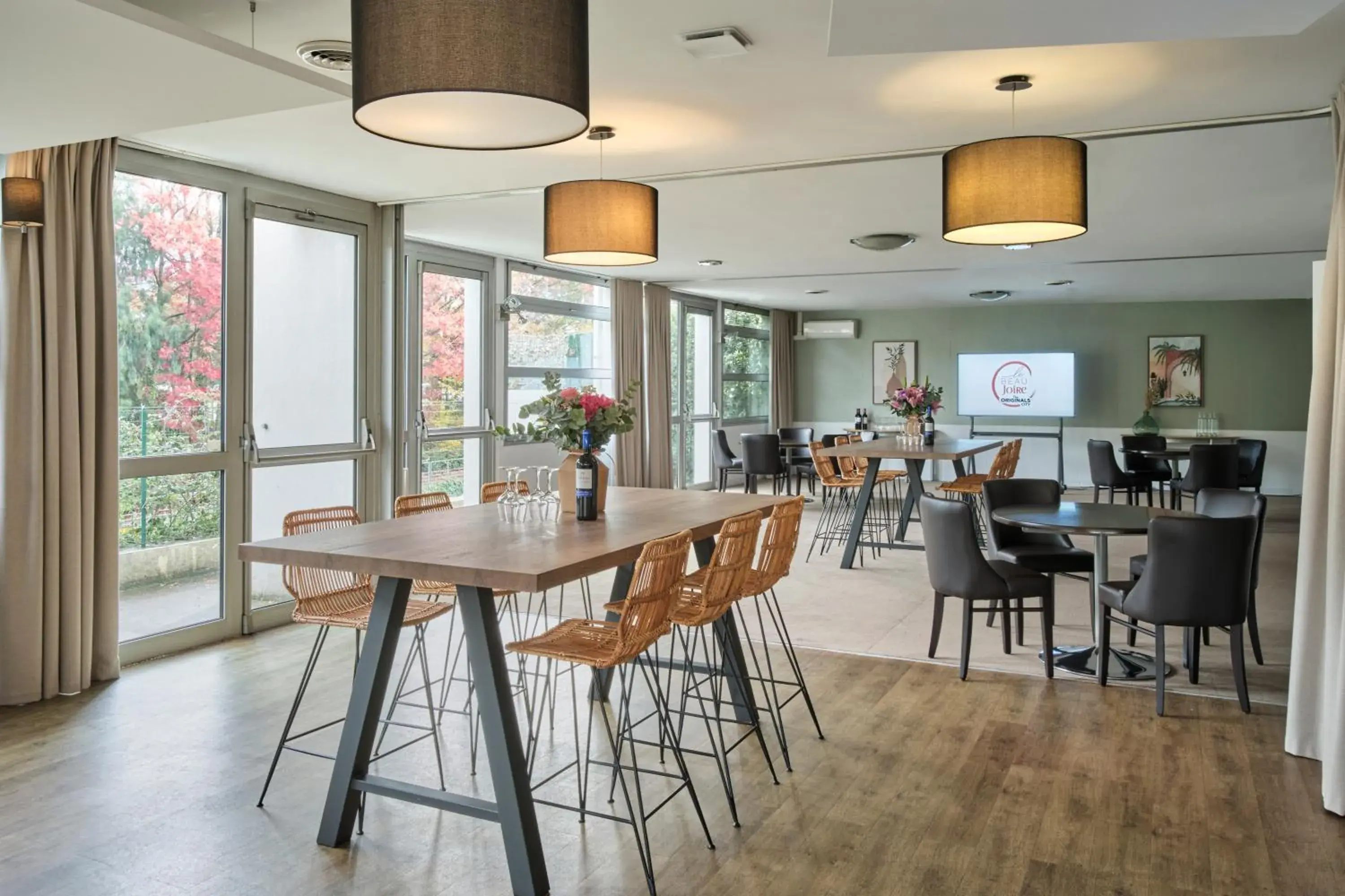 Restaurant/places to eat in The Originals City, Le Beaujoire, Nantes - En face du Parc des Expositions et face au Stade Beaujoire Restaurant/places to eat in The Originals City, Le Beaujoire, Nantes - En face du Parc des Expositions et face au Stade Beaujoire