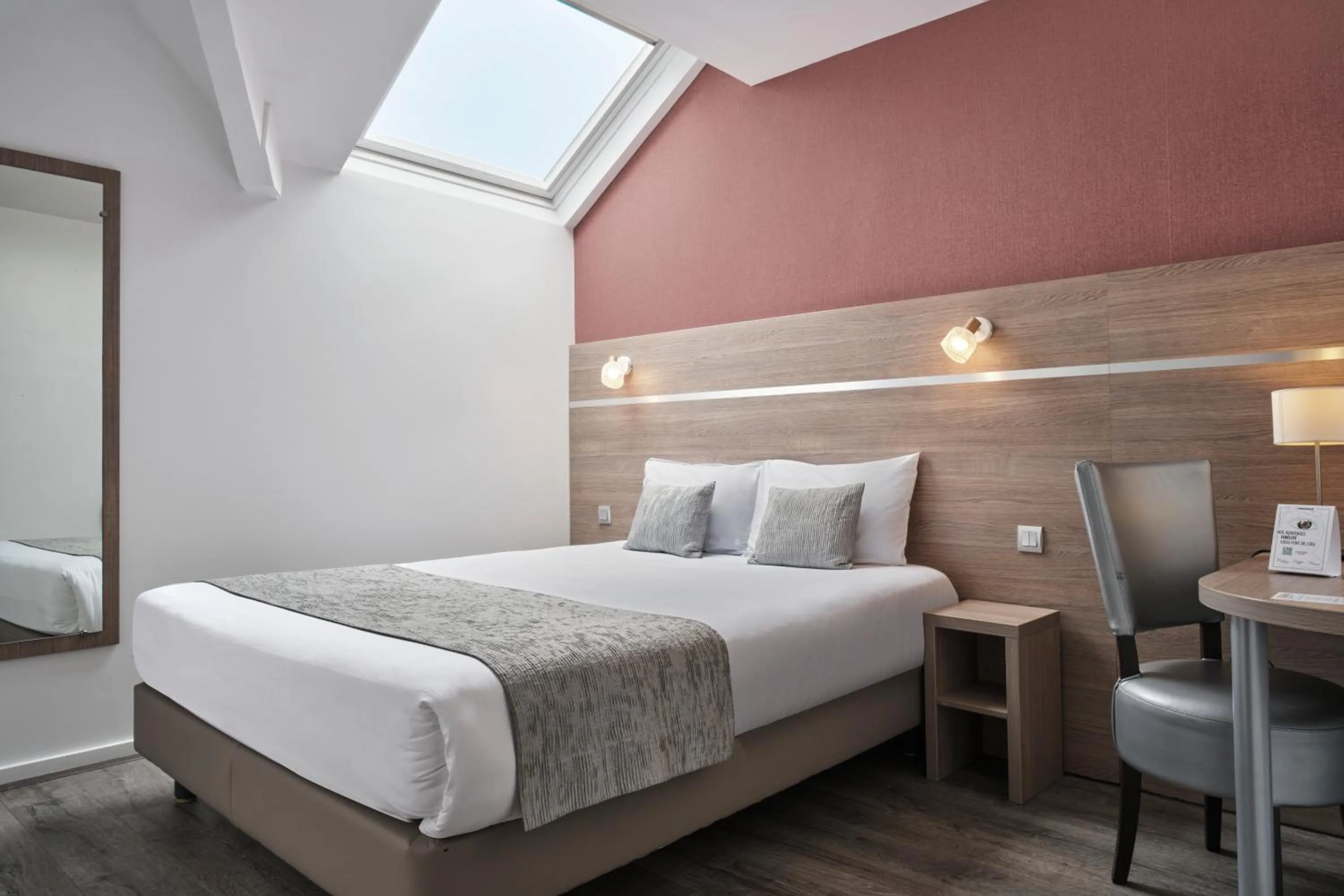 Bed in The Originals City, Le Beaujoire, Nantes - En face du Parc des Expositions et face au Stade Beaujoire