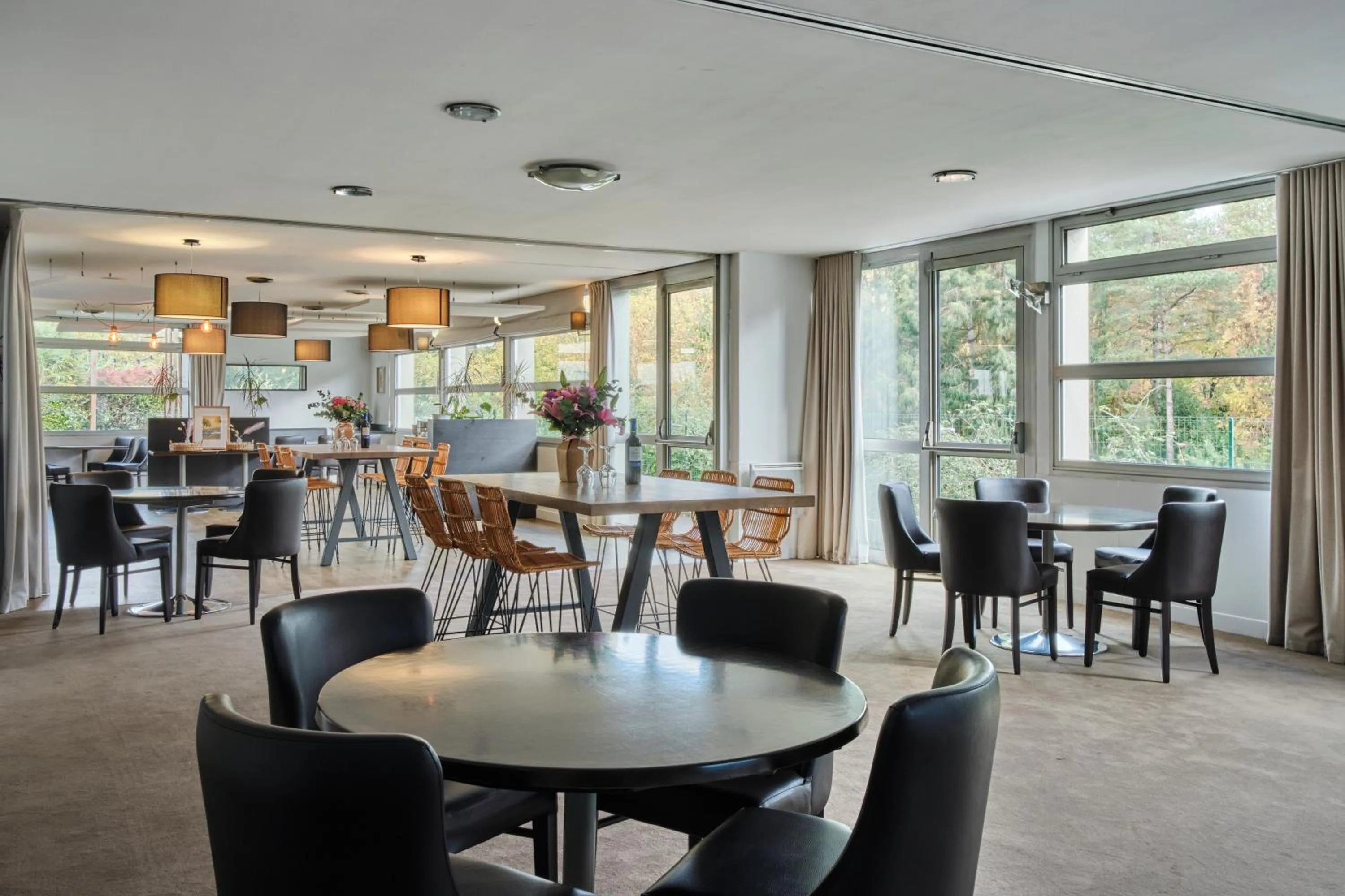 Restaurant/places to eat in The Originals City, Le Beaujoire, Nantes - En face du Parc des Expositions et face au Stade Beaujoire