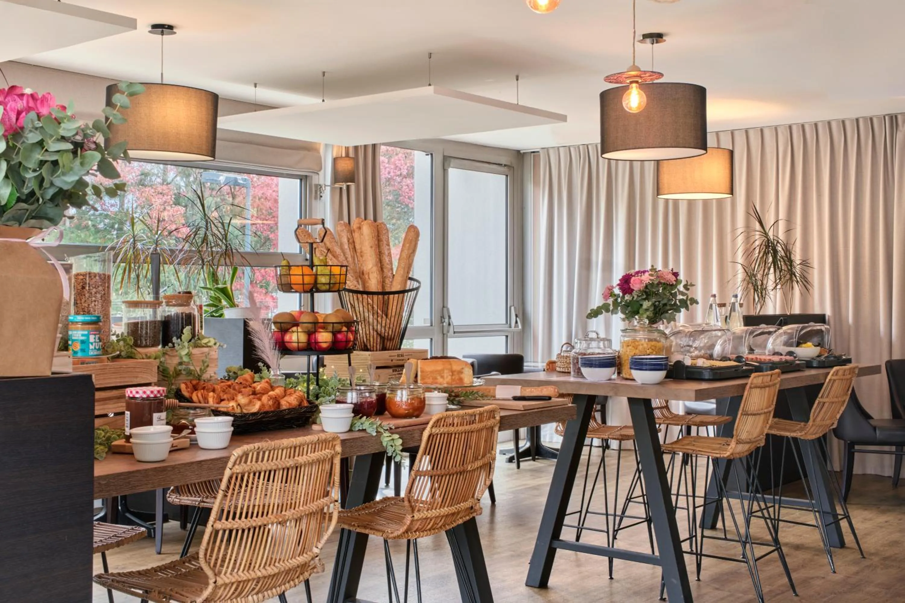 Breakfast in The Originals City, Le Beaujoire, Nantes - En face du Parc des Expositions et face au Stade Beaujoire