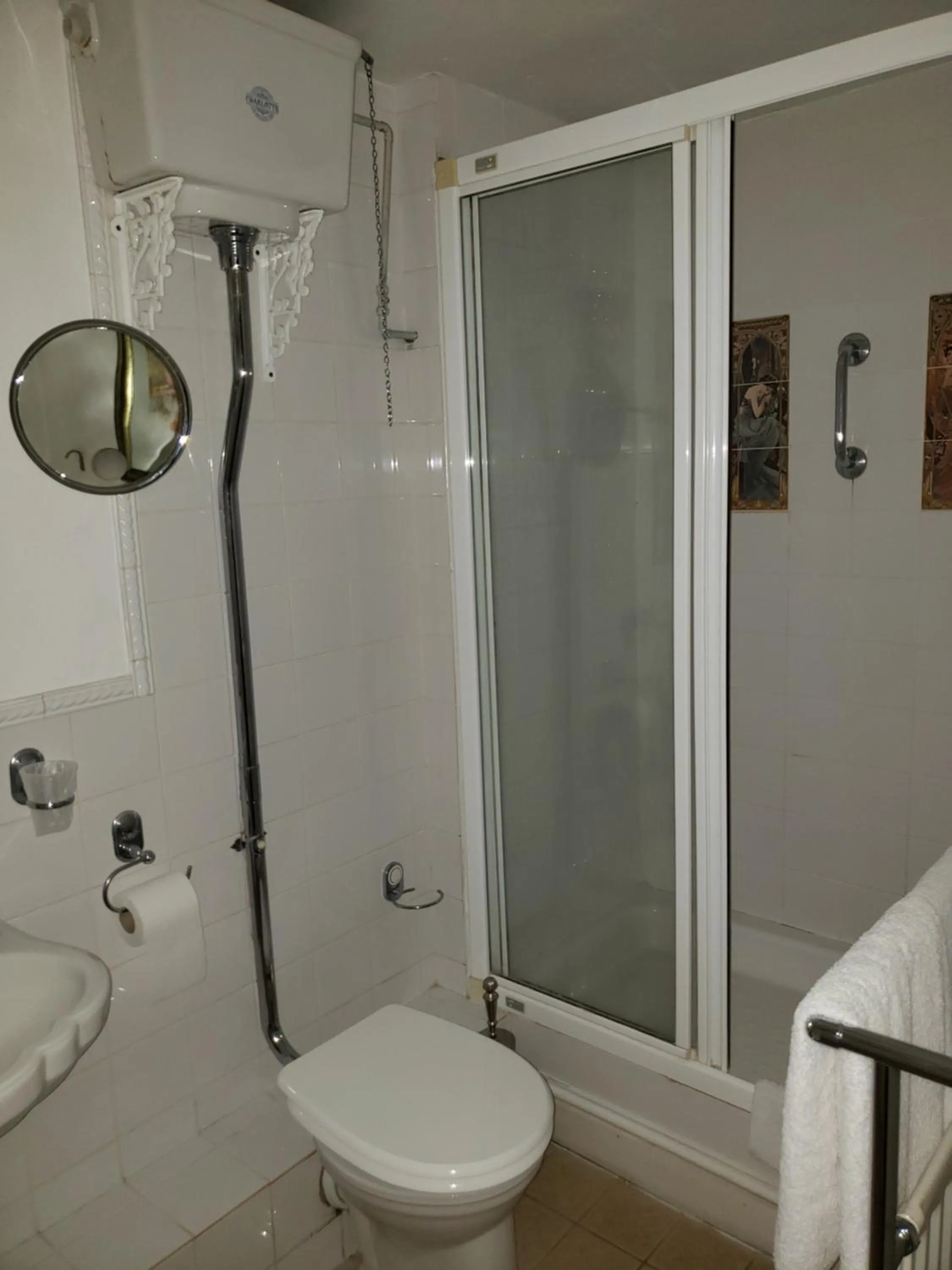 Shower in Clifton Hampden B&B