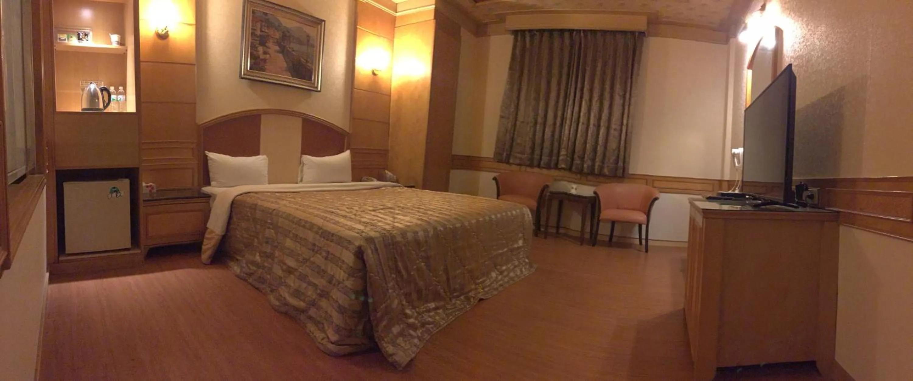 Bed in ChangSing Business Motel