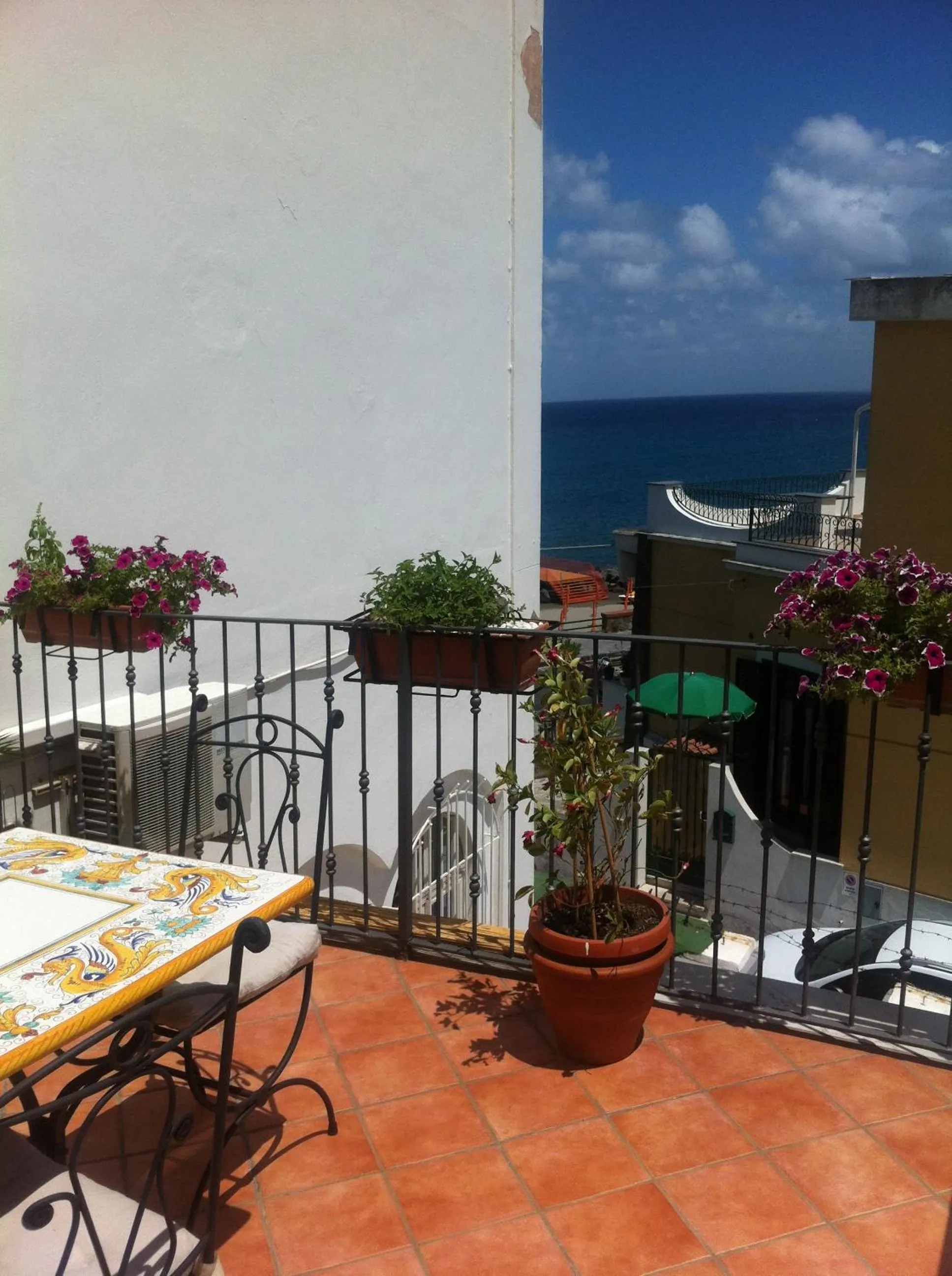 Patio in Excelsior Mare Suite