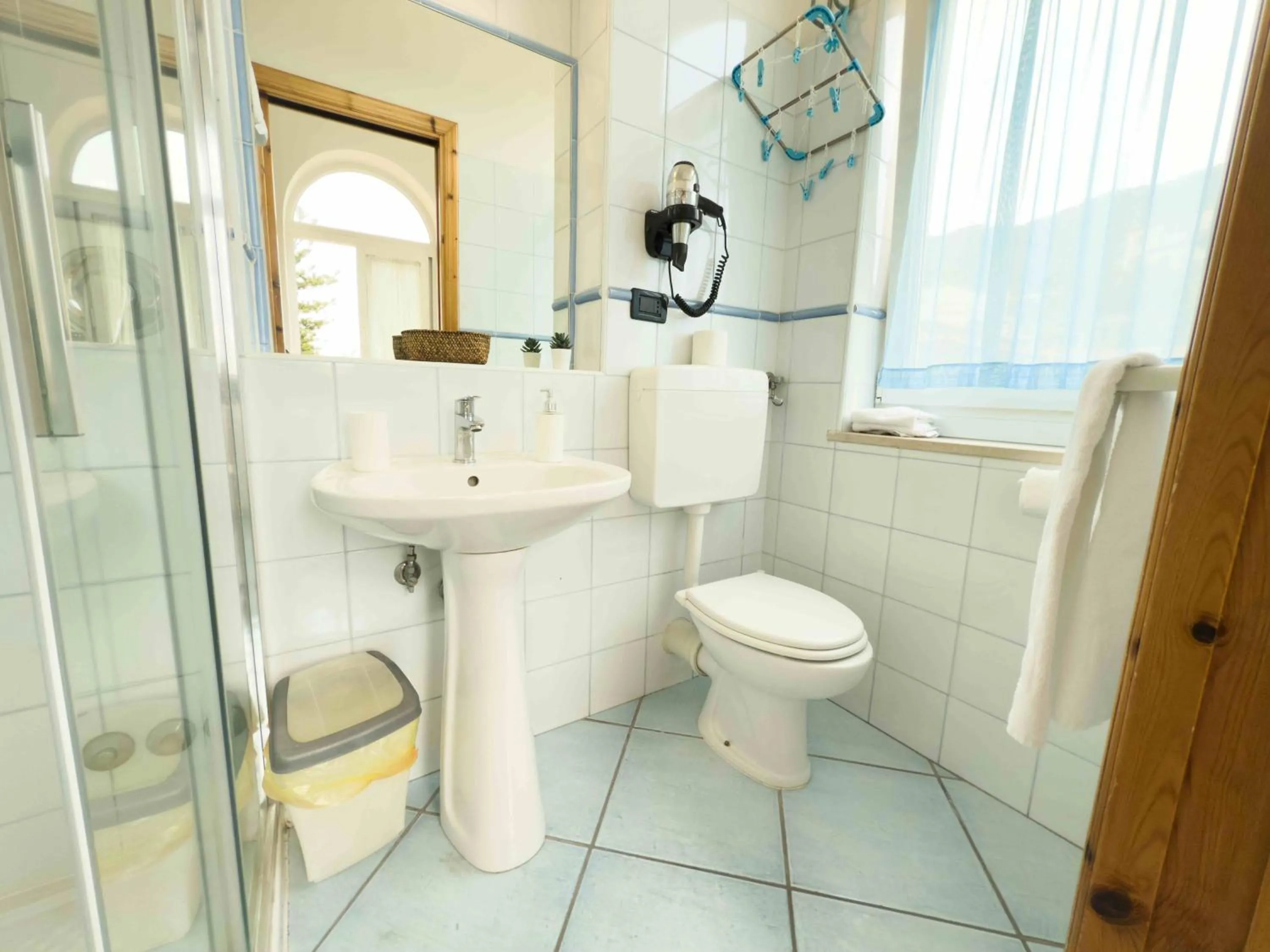 Bathroom in Excelsior Mare Suite