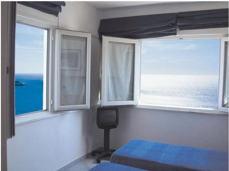 View (from property/room), Bed in Excelsior Mare Suite
