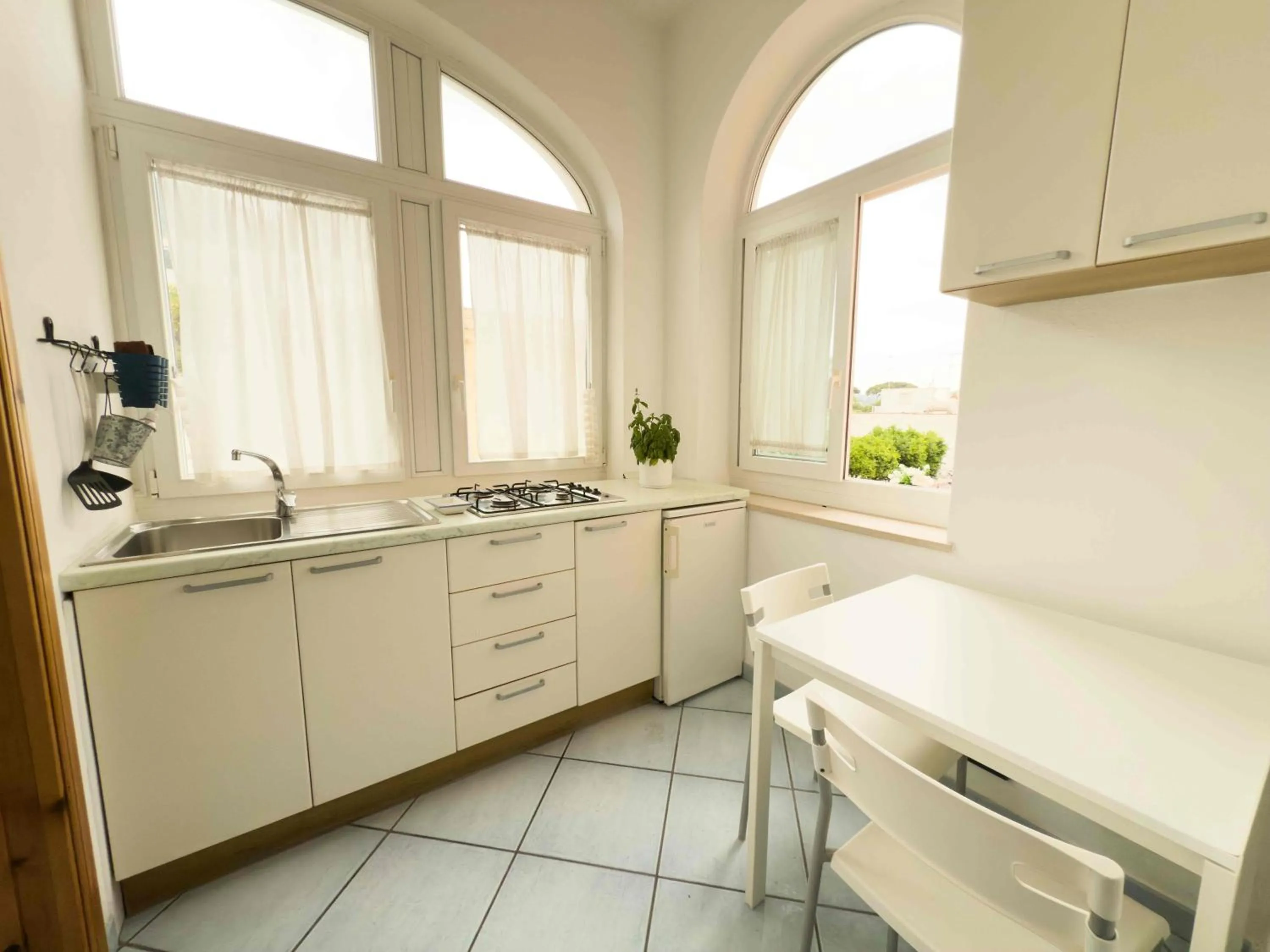 Kitchen or kitchenette in Excelsior Mare Suite
