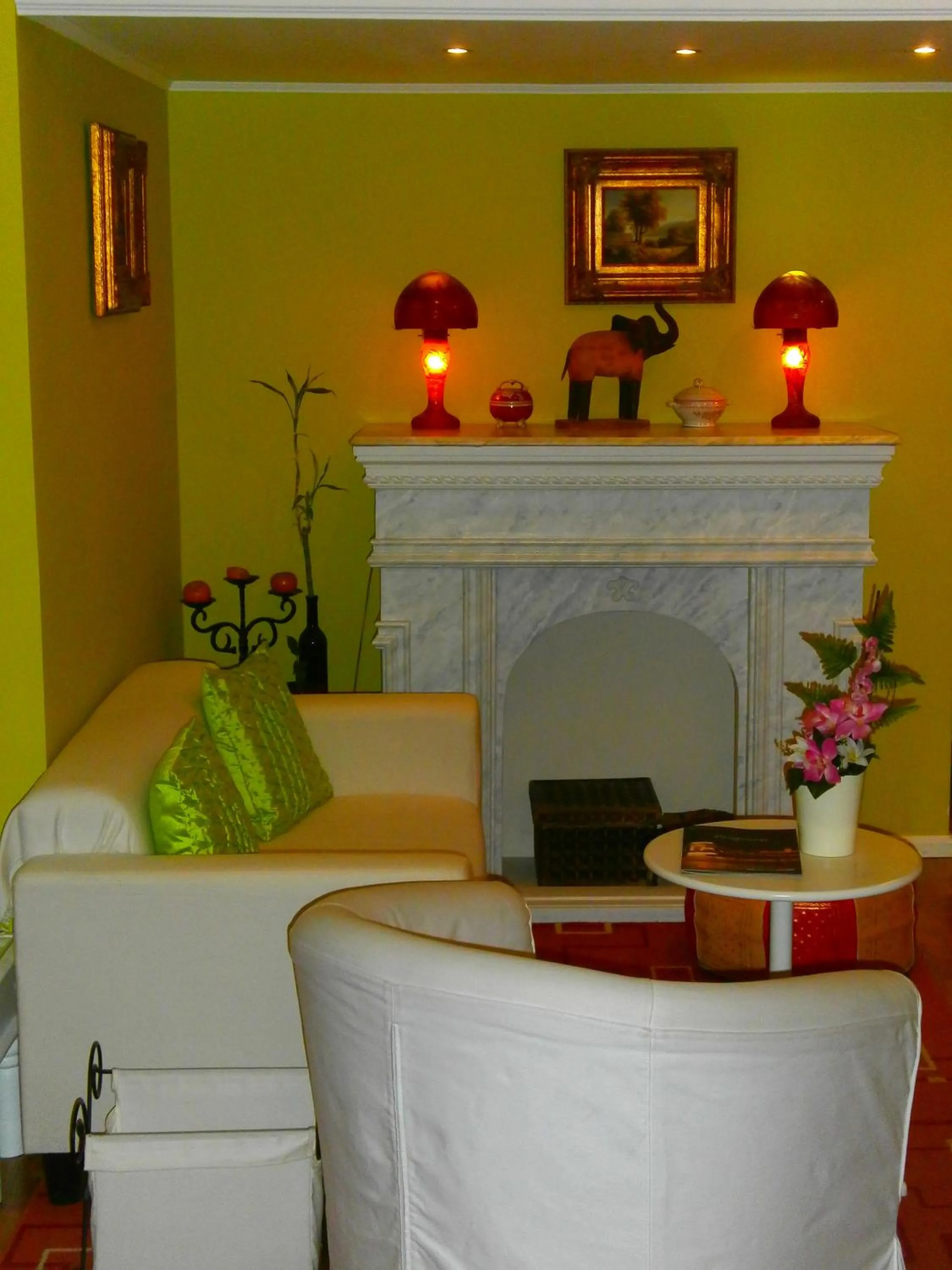 Lounge or bar in Connection Guesthouse