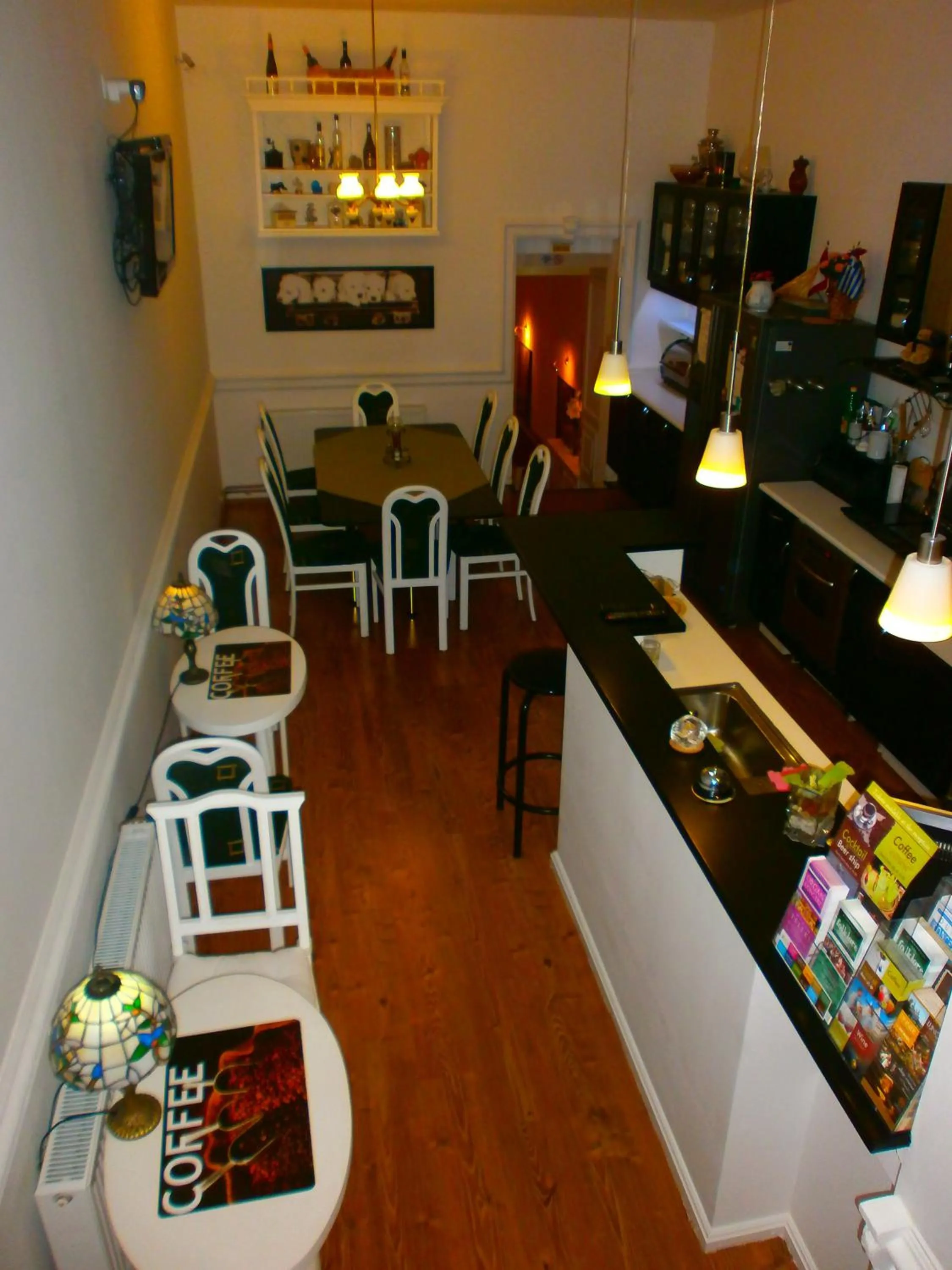Restaurant/places to eat in Connection Guesthouse