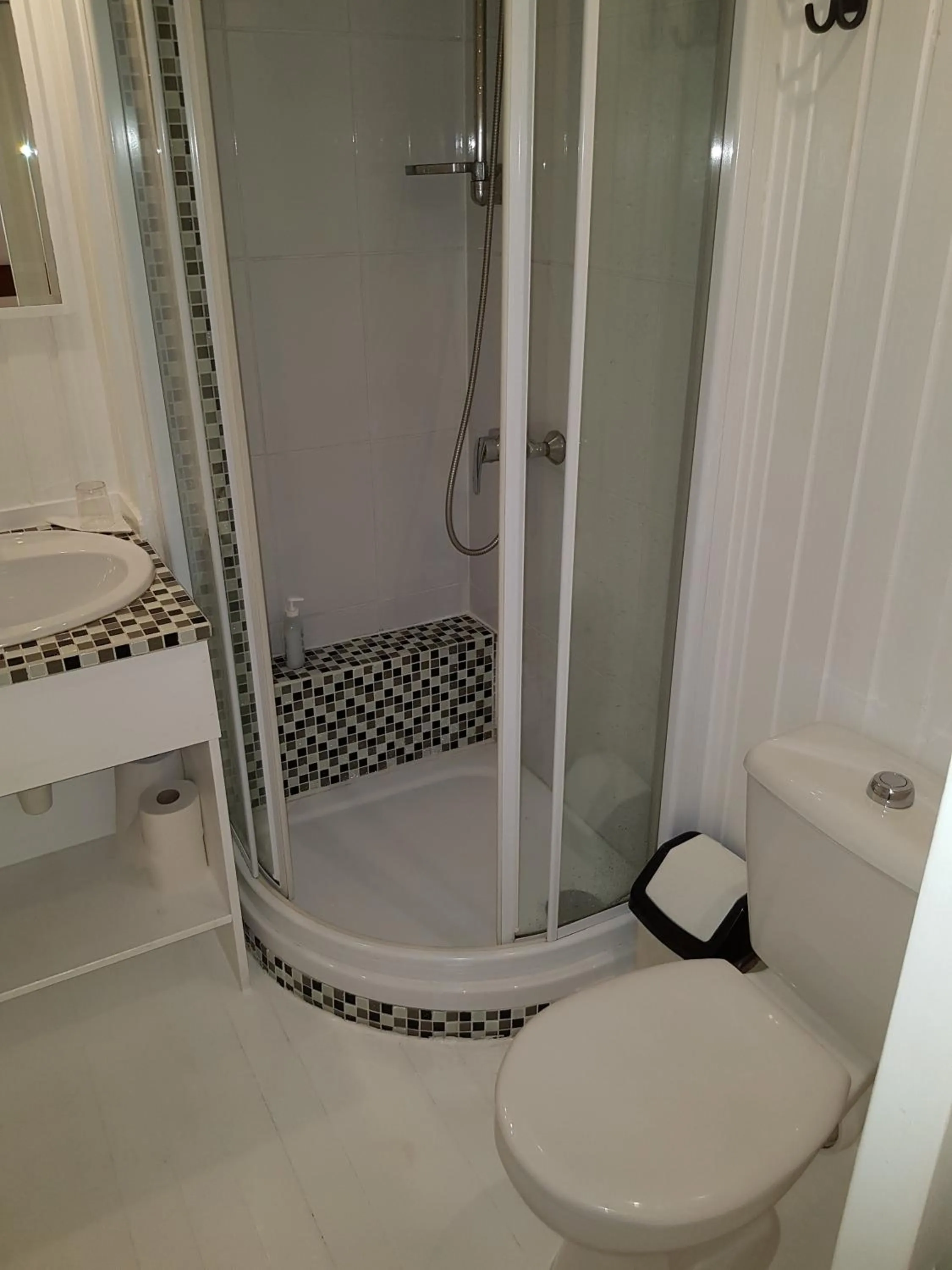 Bathroom in Connection Guesthouse