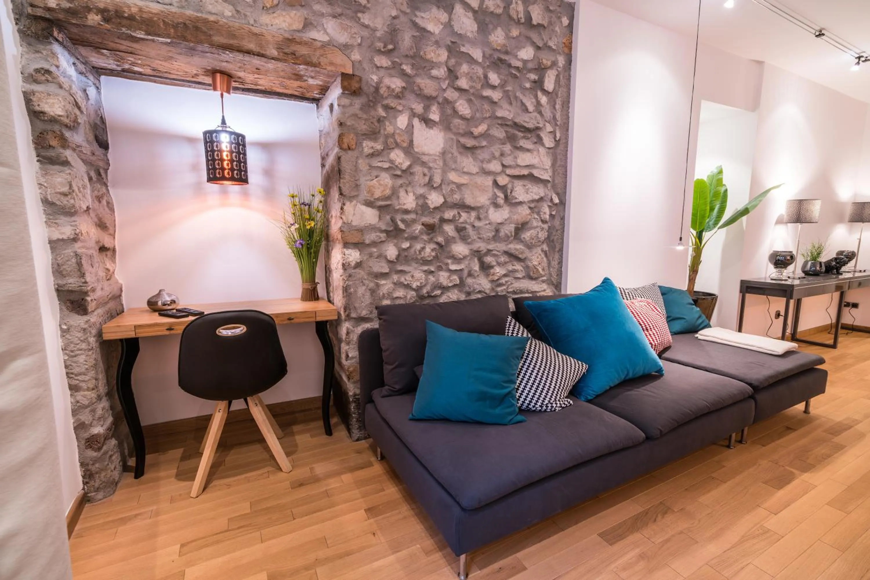 Communal lounge/ TV room in Le Balcon de la Vieille Ville Annecy
