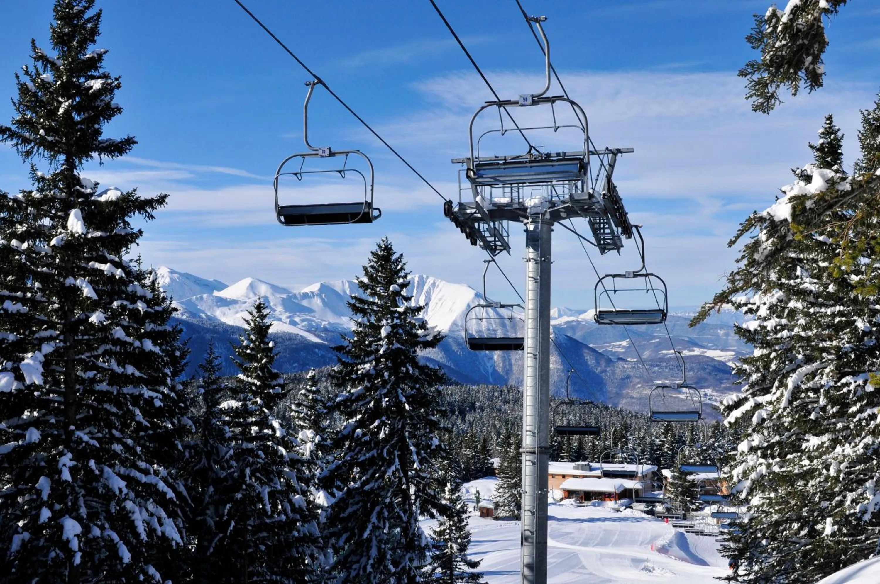 Skiing in Résidence Les Villages du Bachat