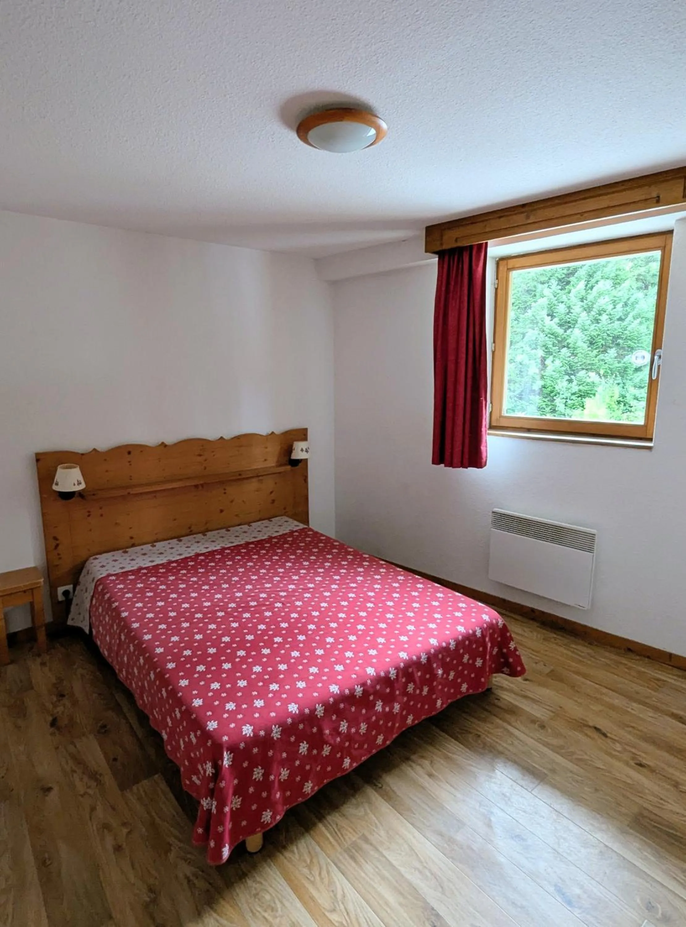 Bedroom, Bed in Résidence Les Villages du Bachat