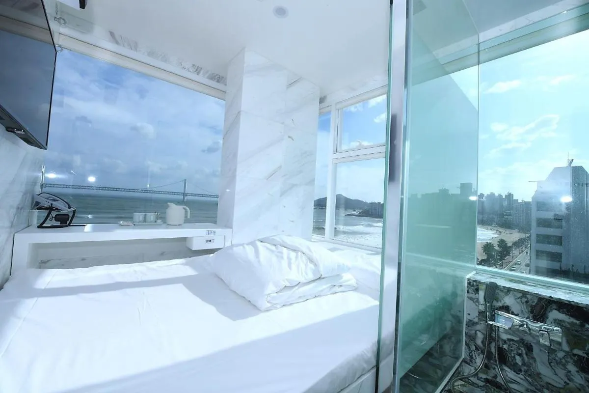 Bed in Gwanganli Hotel 1