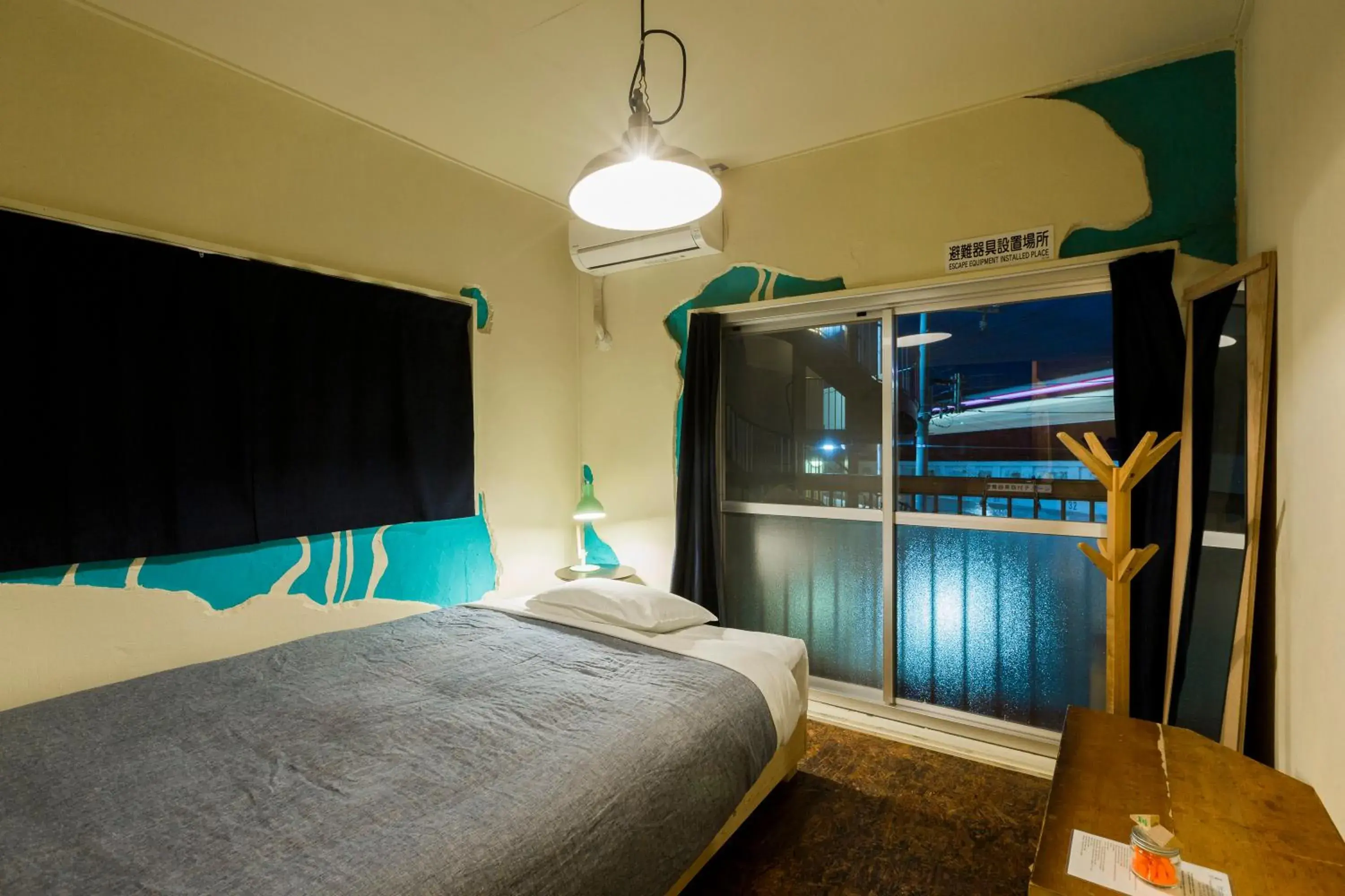 Single Room in Kobe Guesthouse MAYA Single Room in Kobe Guesthouse MAYA