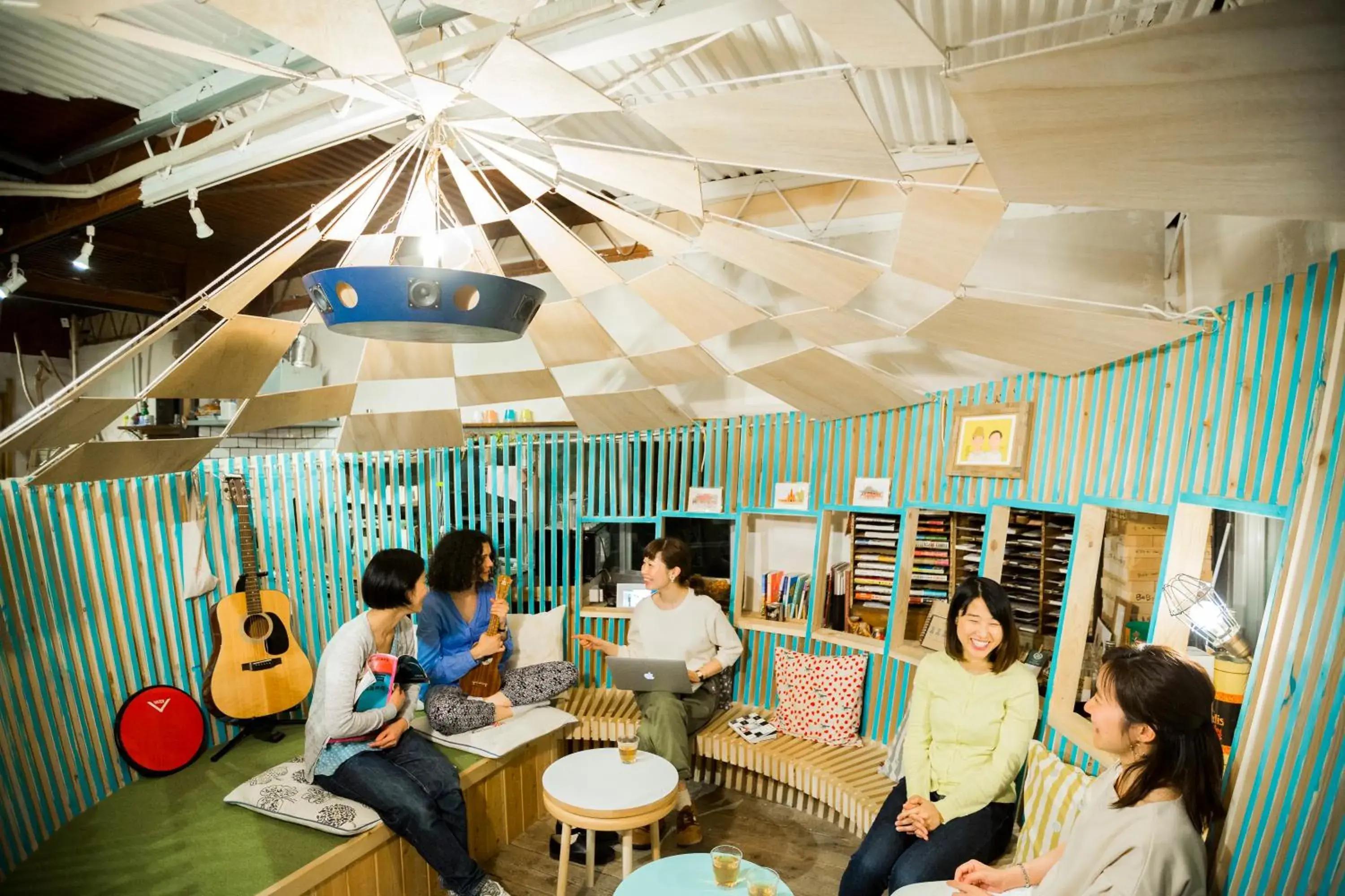 Quadruple Room with Shared Bathroom in Kobe Guesthouse MAYA Quadruple Room with Shared Bathroom in Kobe Guesthouse MAYA