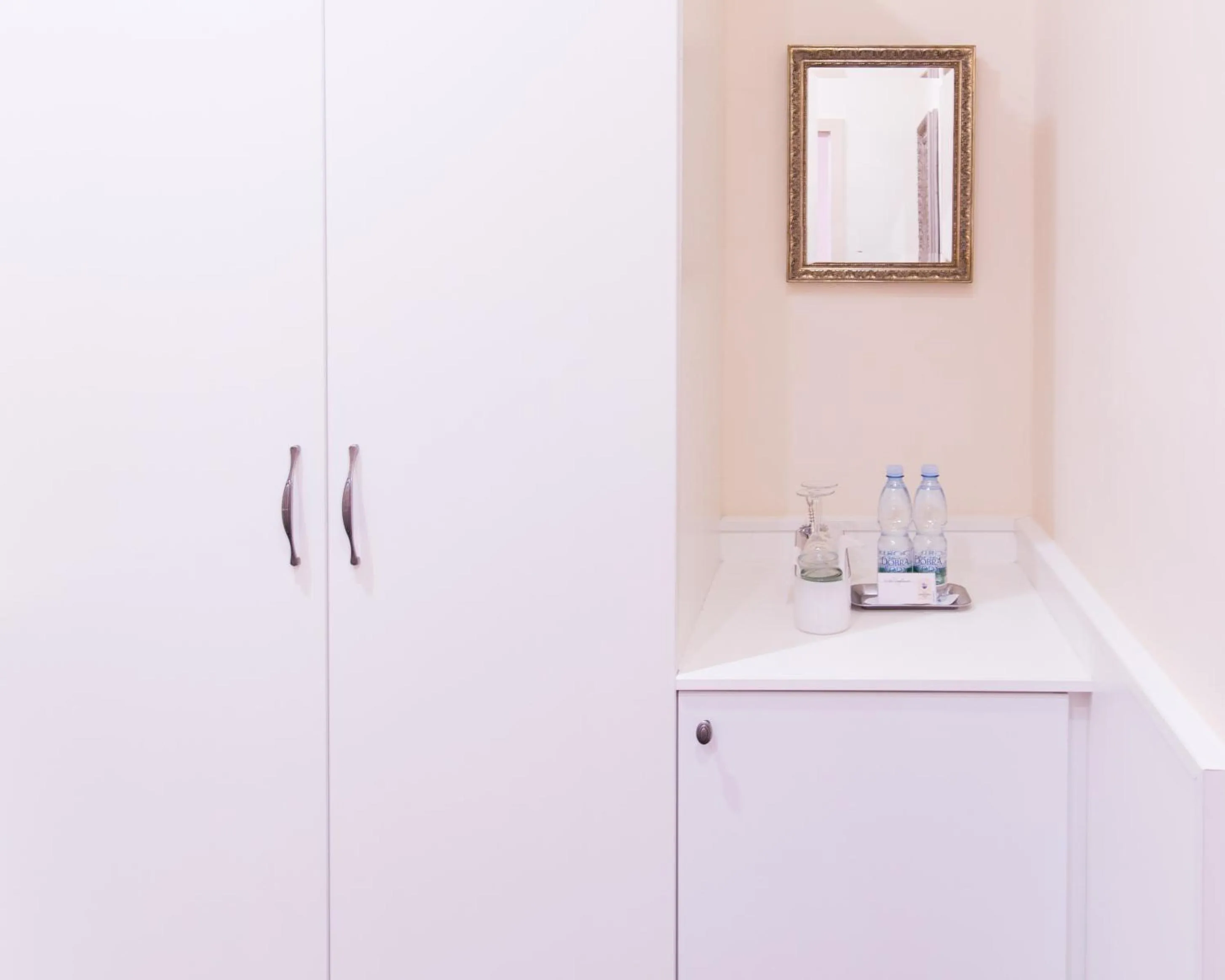 Area and facilities in Unitas Hotel