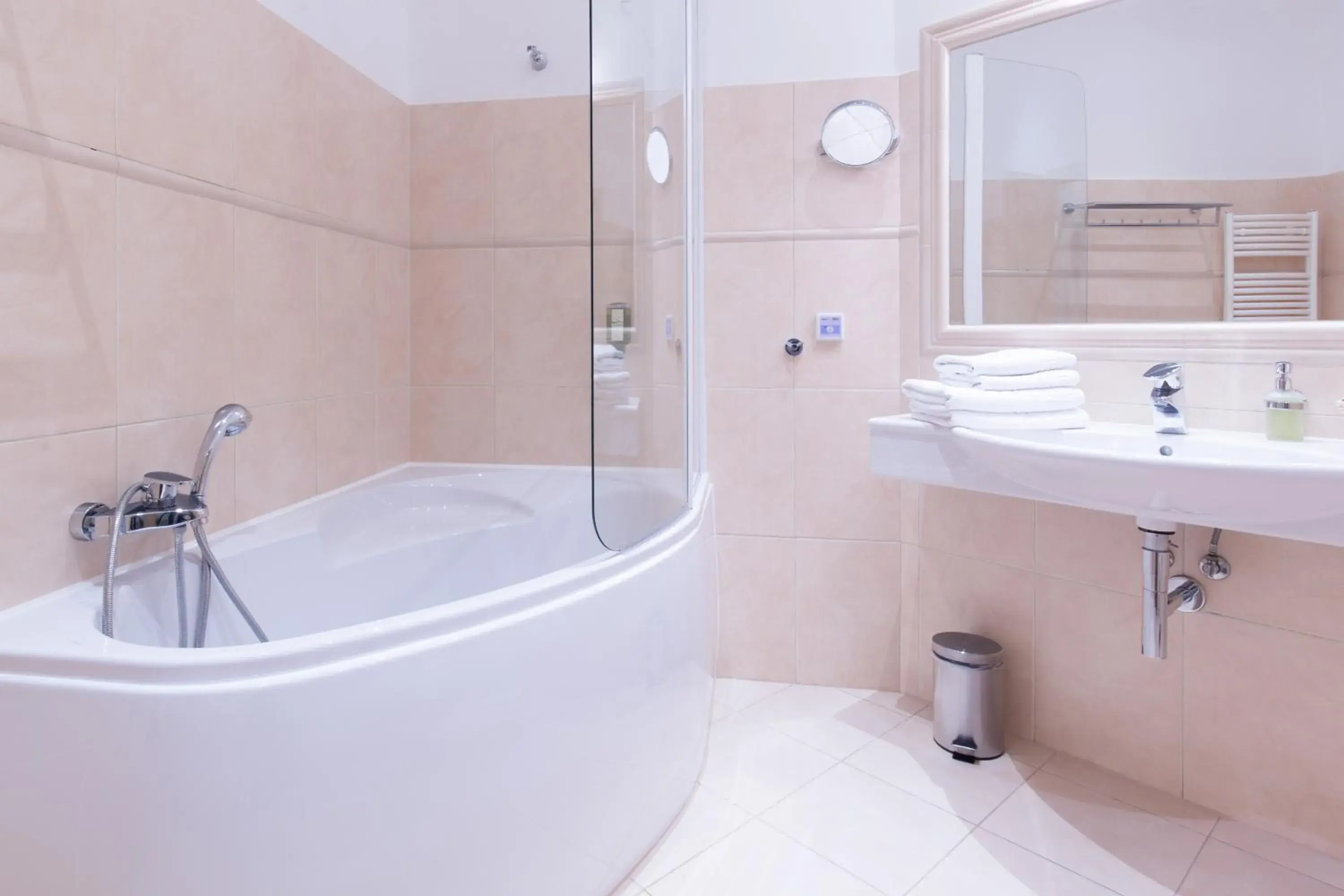 Bathroom in Unitas Hotel Bathroom in Unitas Hotel