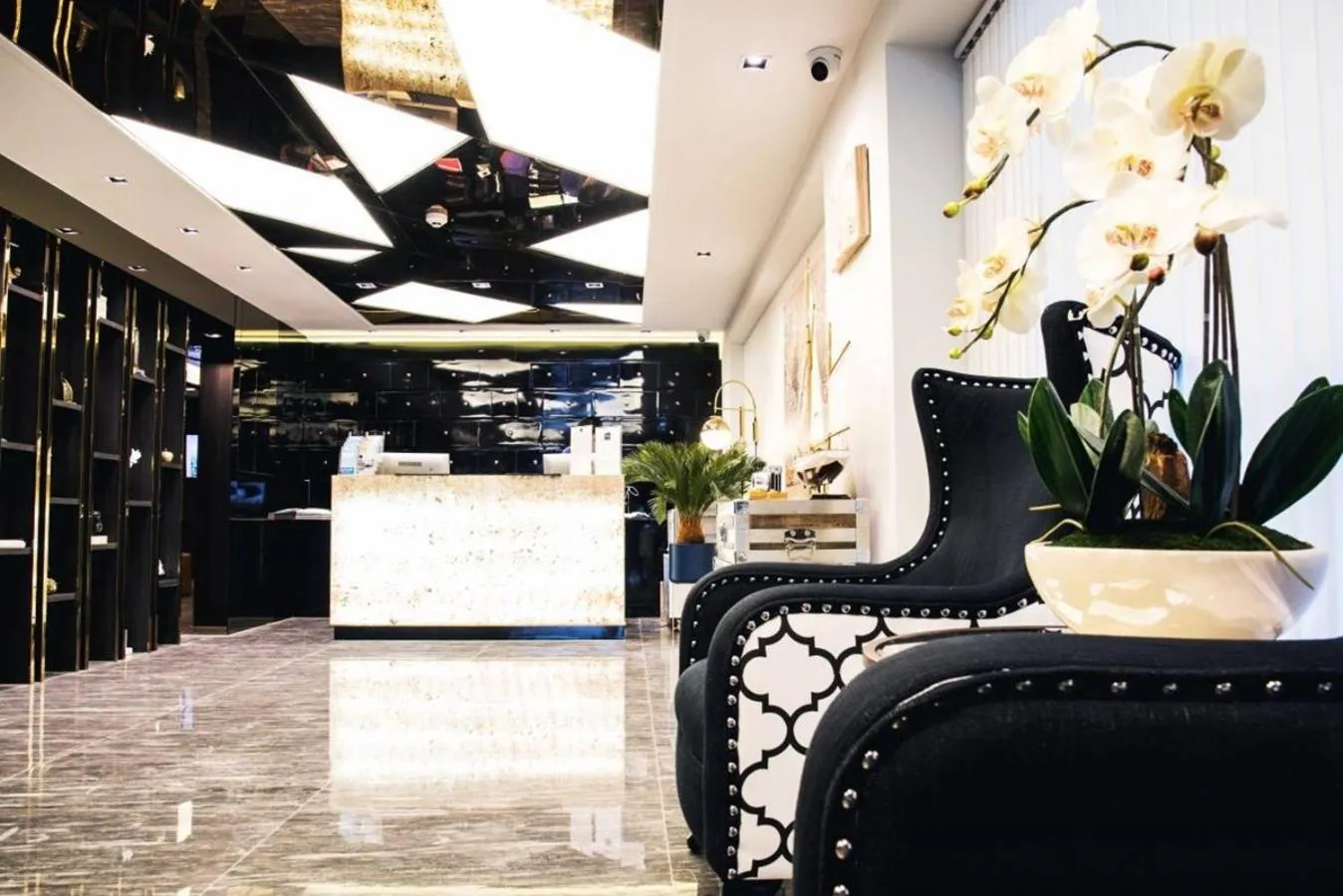 Lobby or reception, Lobby/Reception in Haven't Met Bangkok Silom by Cross Collection