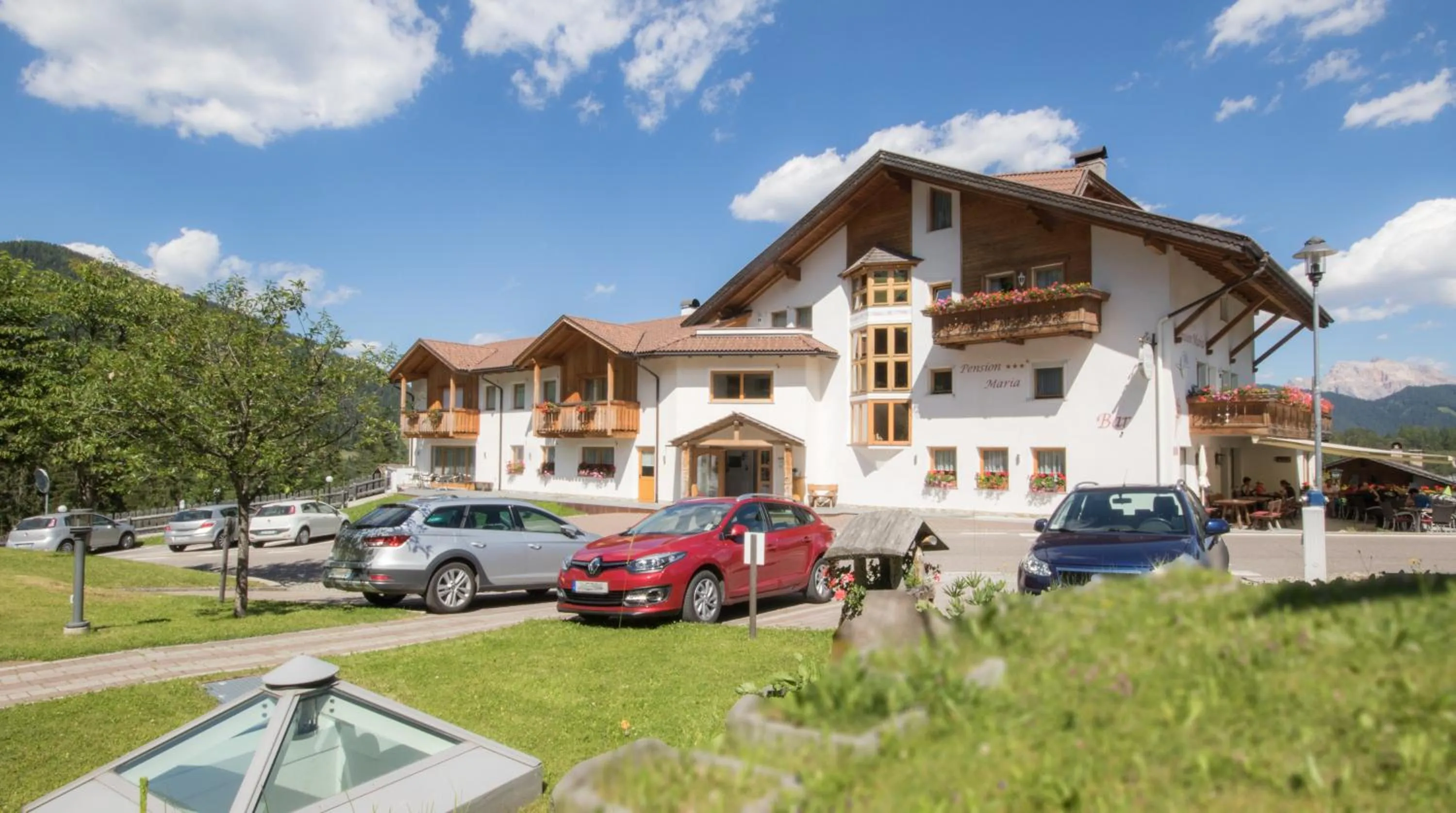 Facade/entrance in Pension Maria