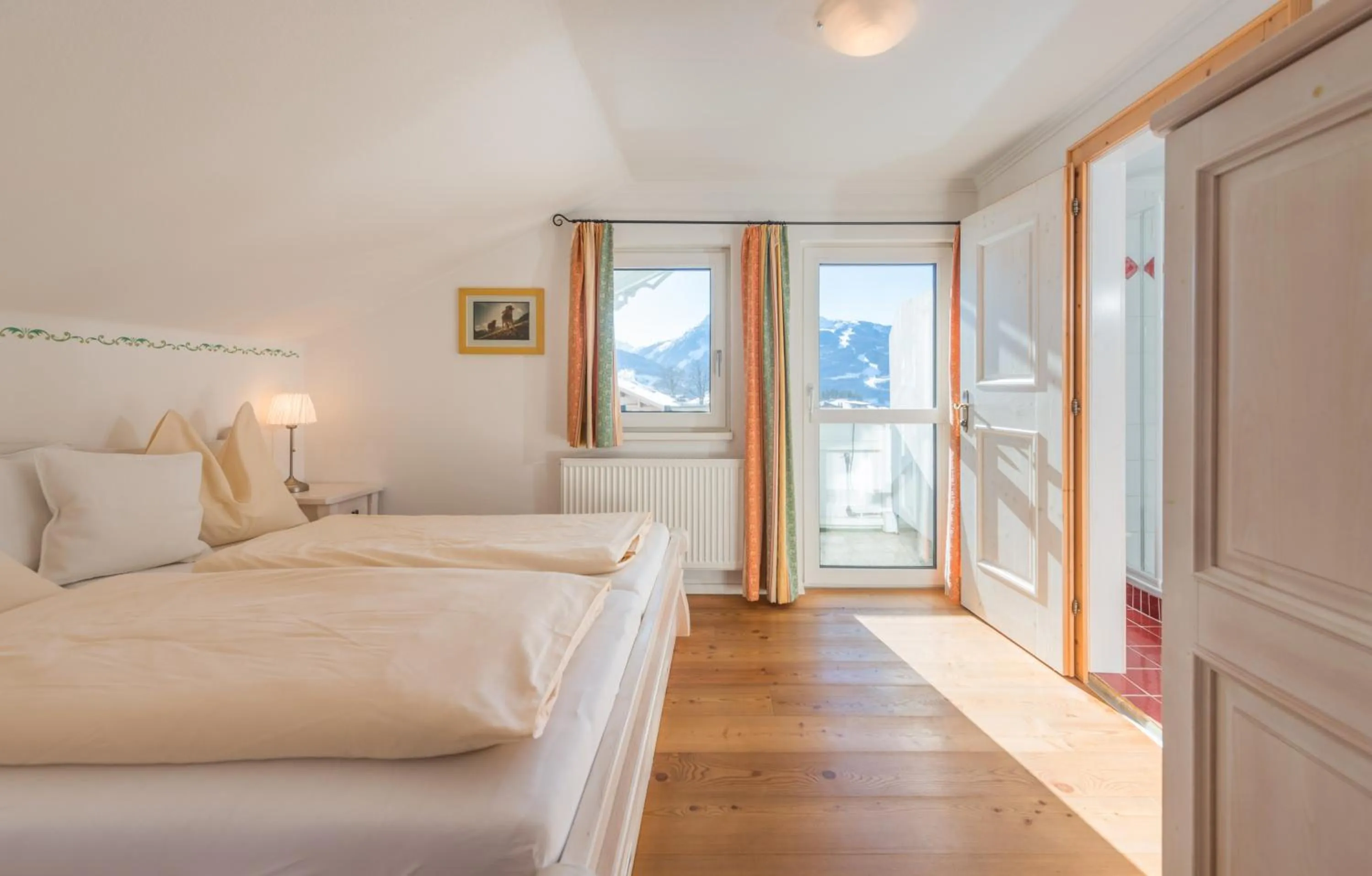 Bedroom, Bed in Landhaus & Ferienwohnungen Bergrast