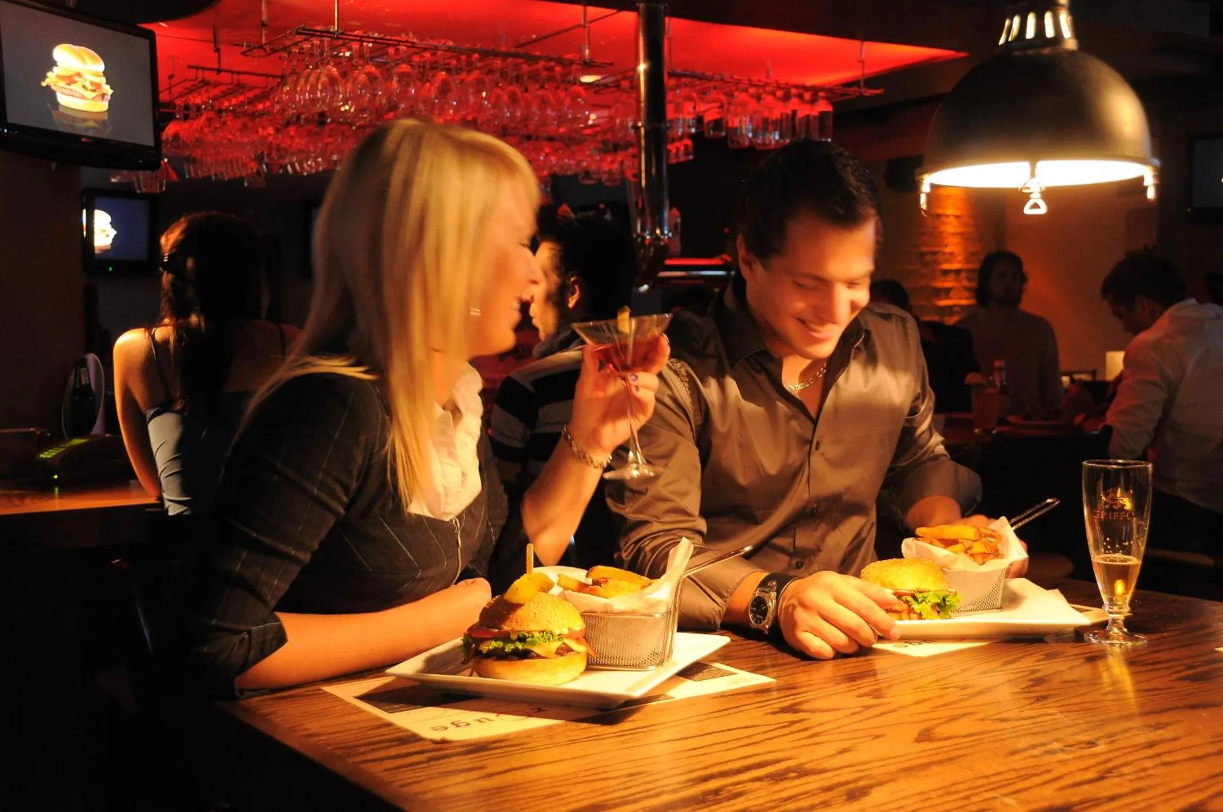 Restaurant/places to eat in Hotel Chicoutimi, affilié à Hyvi