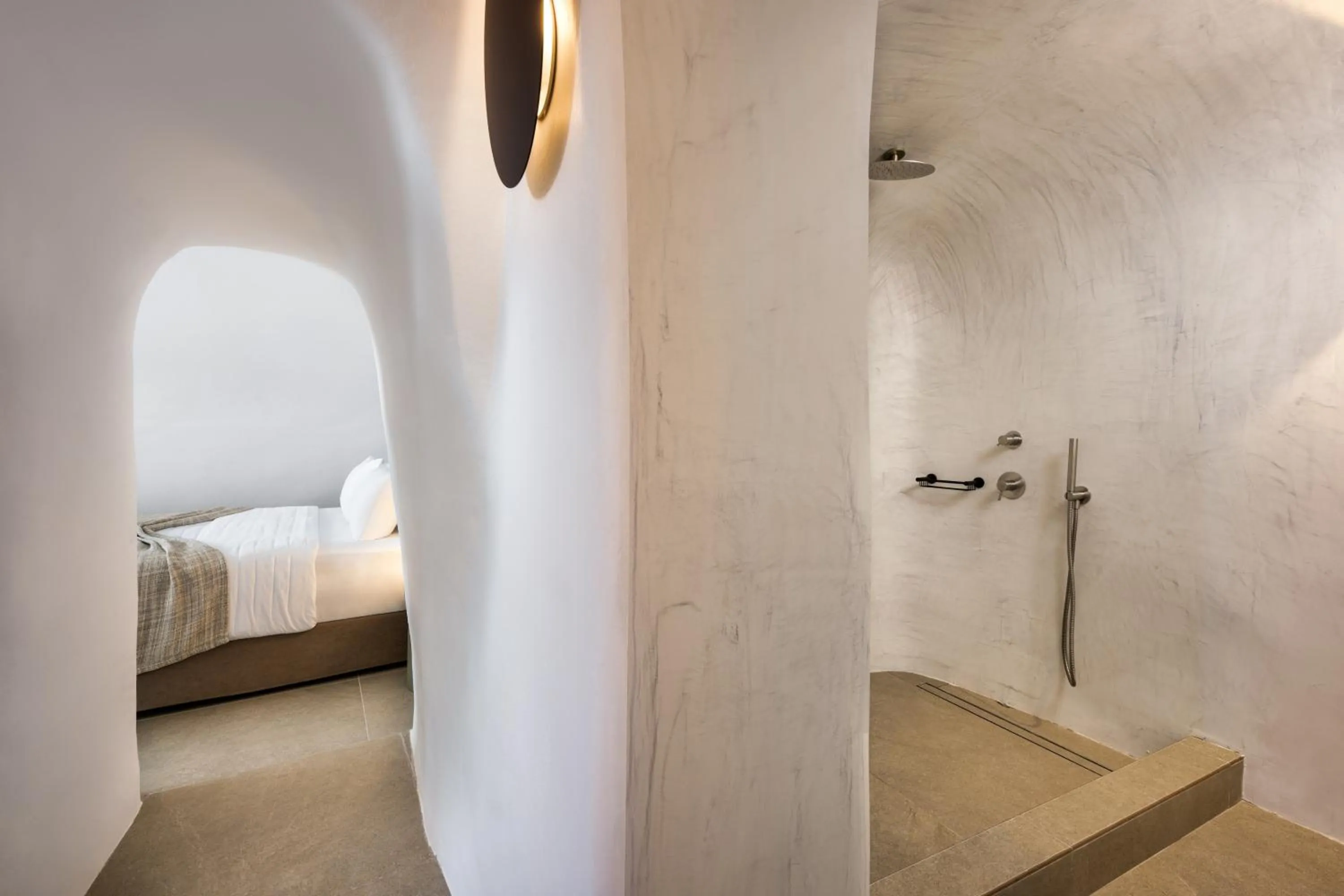 Shower, Bed in Ira Hotel & Spa - Adults Only