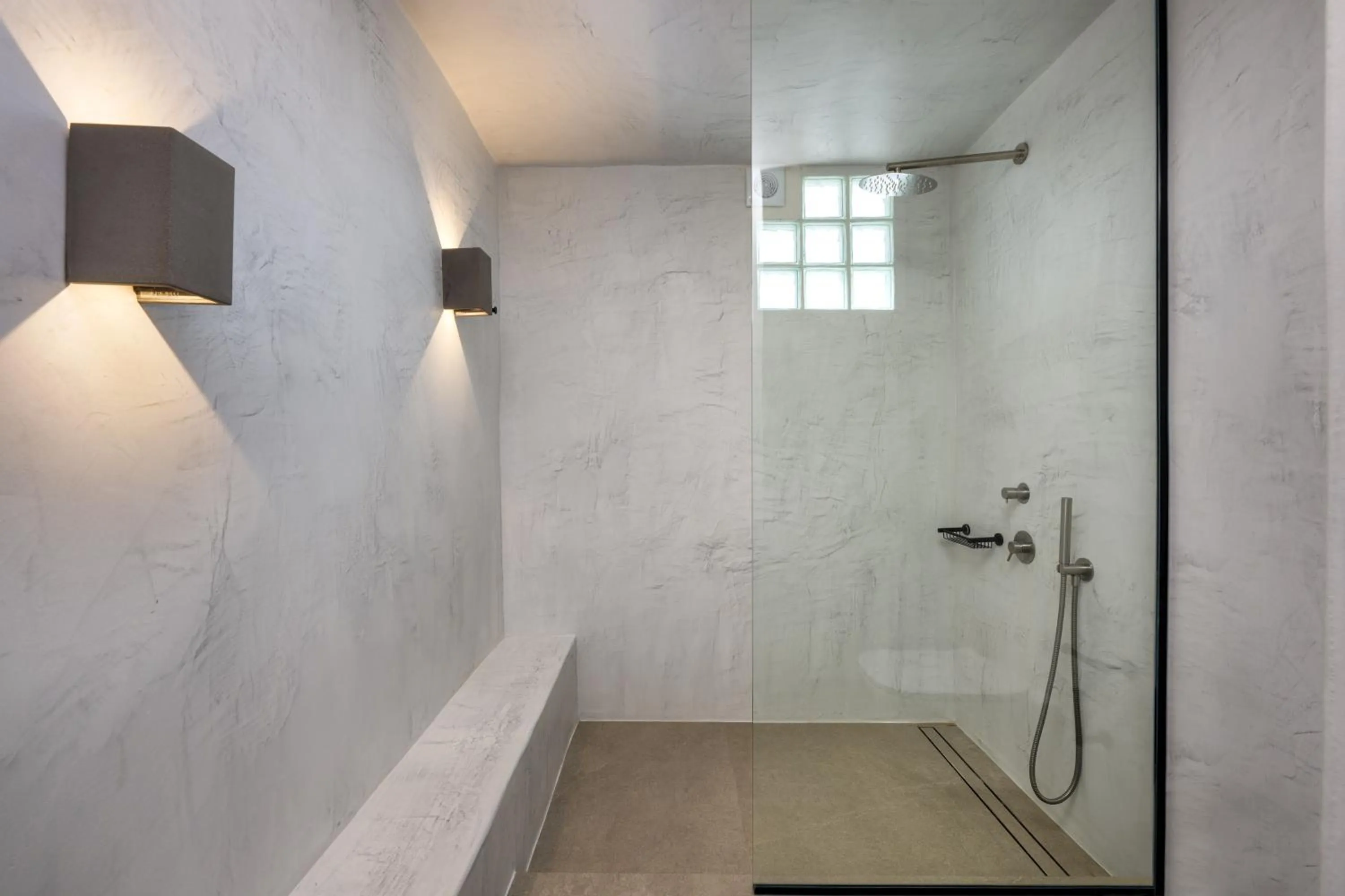 Shower in Ira Hotel & Spa - Adults Only