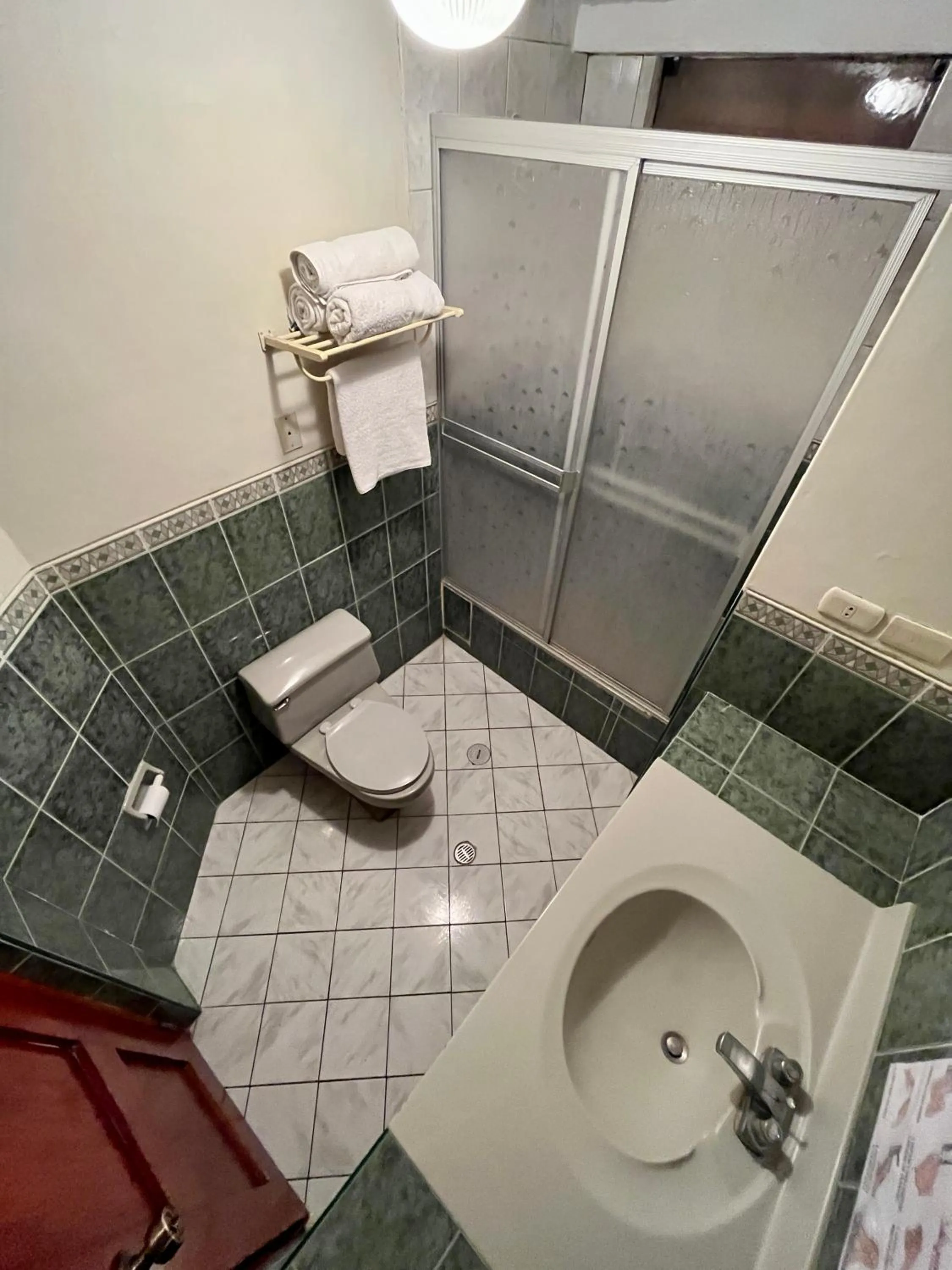 Bathroom in Hotel Vilandre