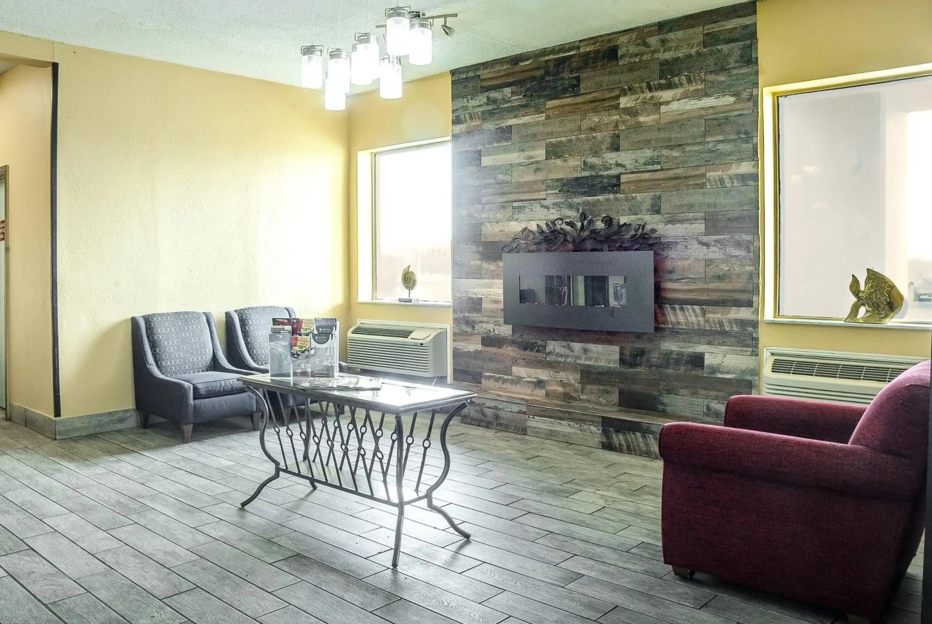 Lobby or reception in Super 8 by Wyndham Indianapolis South Lobby or reception in Super 8 by Wyndham Indianapolis South